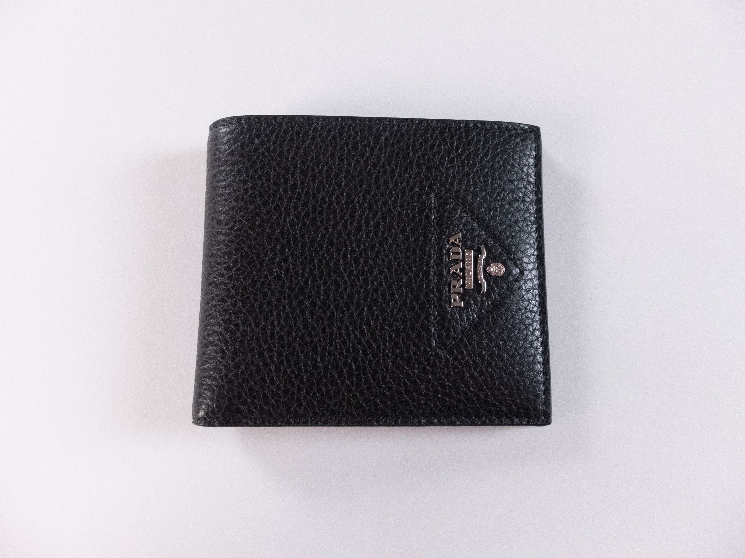 小物 PRADA Triangle Logo Python Bifold Wallet PRADA Triangle Logo