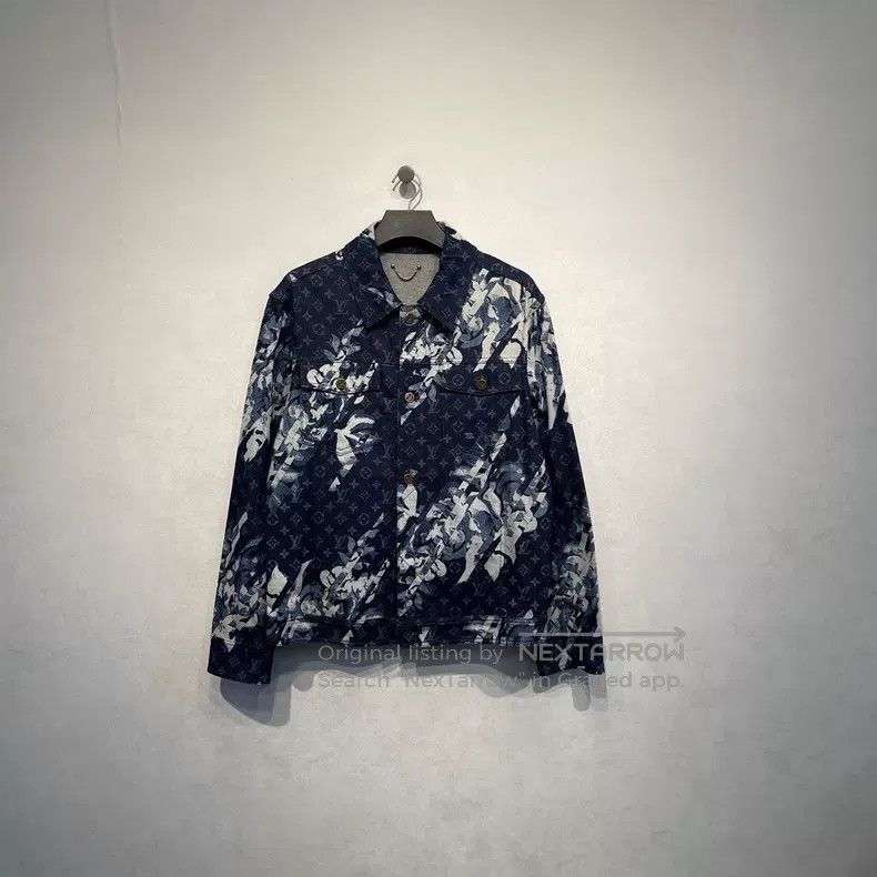 Louis Vuitton Louis Vuitton Floral logo print denim jacket Size US M / EU 48-50 / 2 - 1 Thumbnail