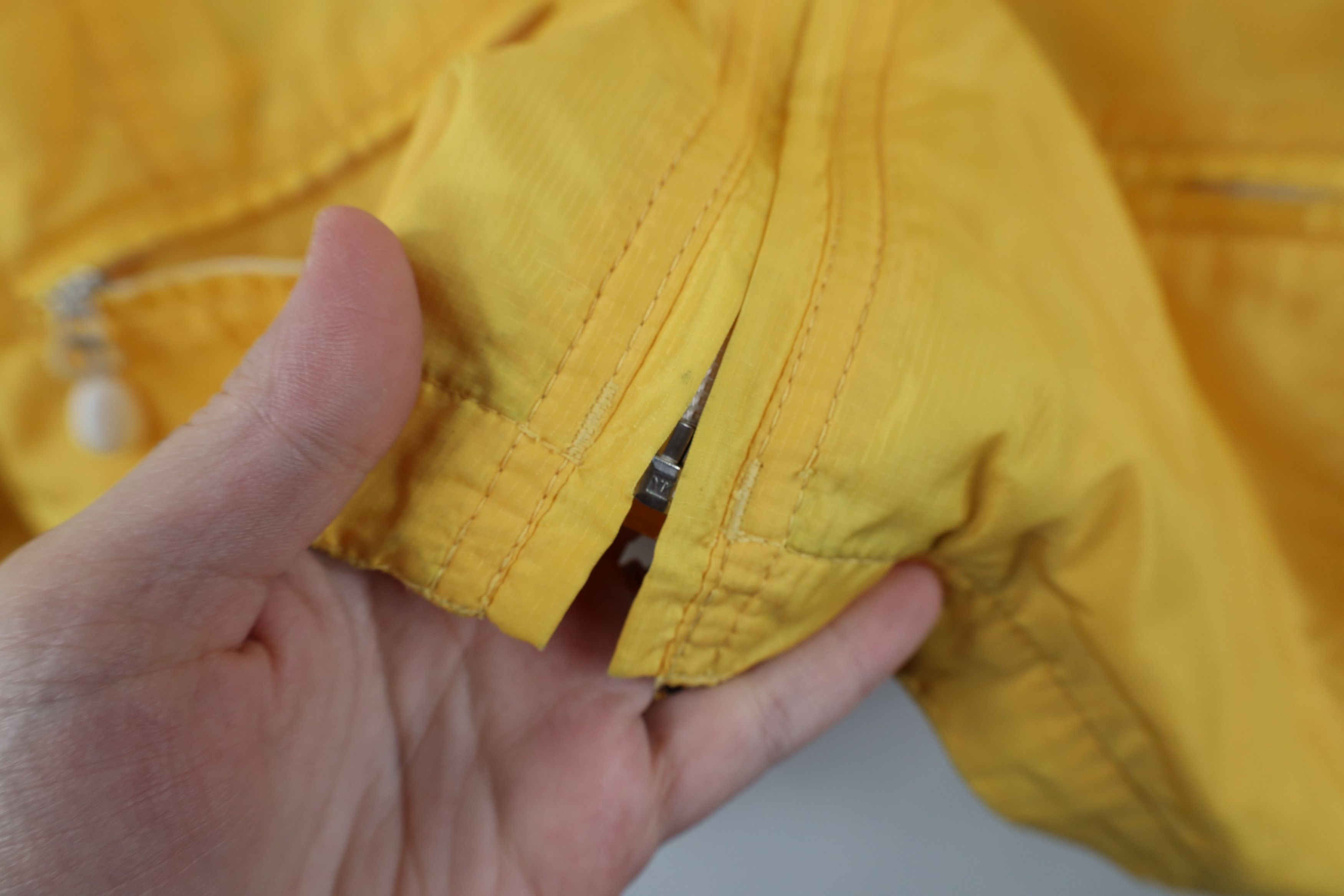 Eddie Bauer × Vintage Vintage Eddie Bauer Full Zip Windbreaker Jacket Yellow Size M / US 6-8 / IT 42-44 - 7 Thumbnail