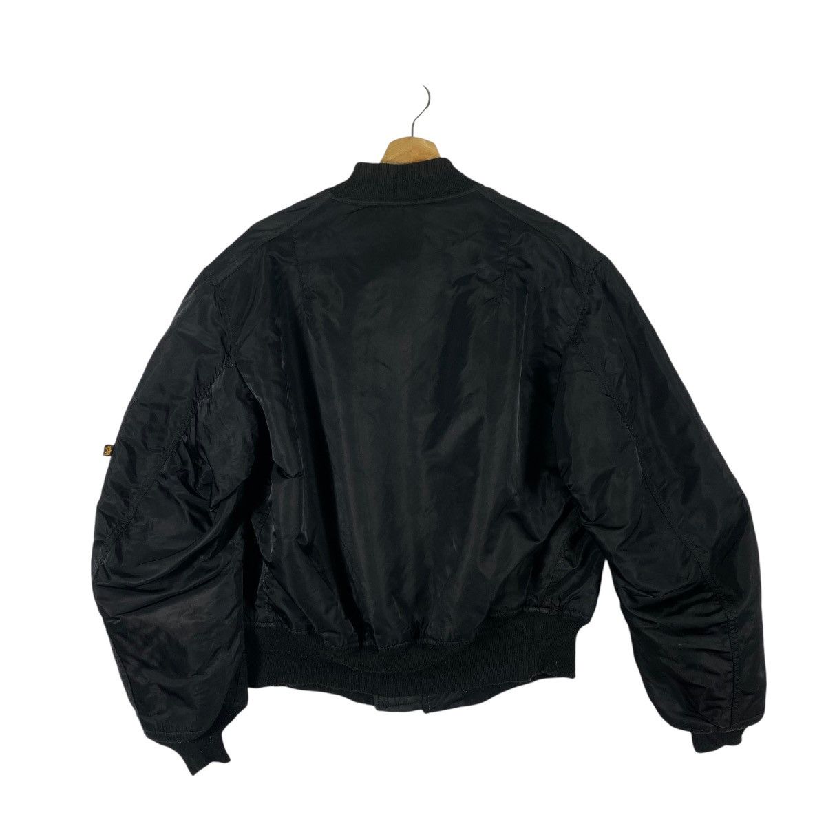 Alpha Industries Vintage Alpha Industries MA-1 Bomber Jacket Flyers Mens Size US L / EU 52-54 / 3 - 9 Thumbnail