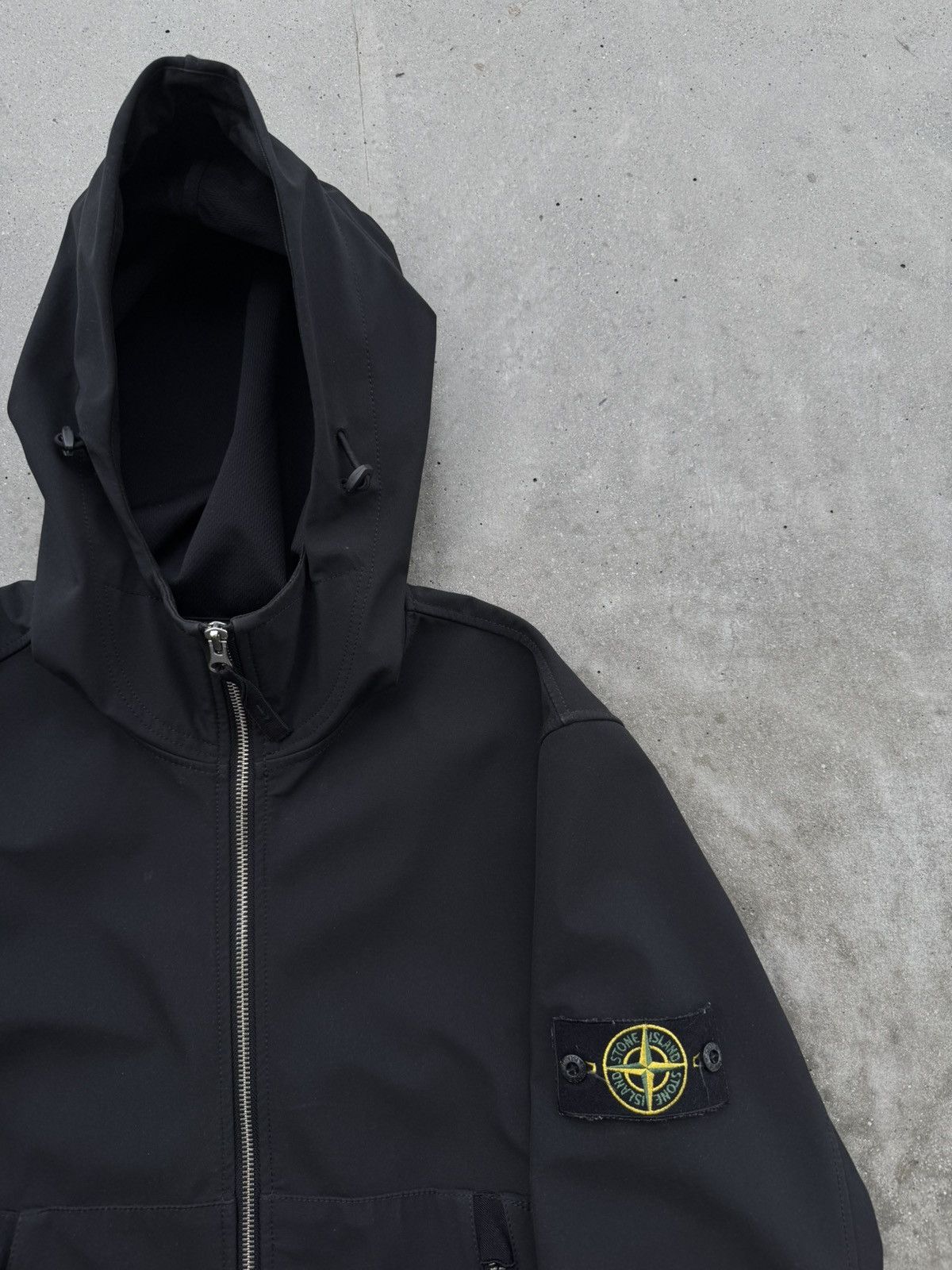 Japanese Brand × Stone Island Stone Island Light Soft Shell-R Jacket Size US L / EU 52-54 / 3 - 3 Thumbnail