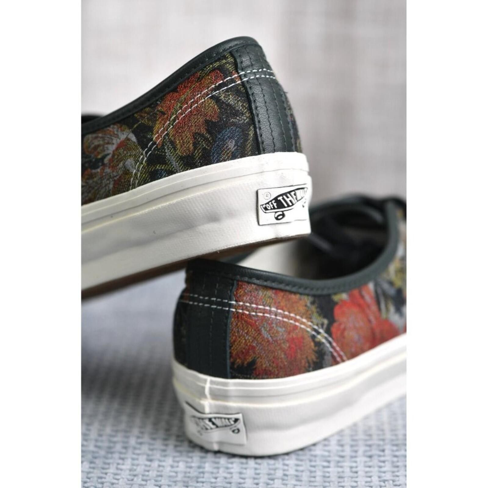 Vans VANS U LX AUTHENTIC REISSUE 44 JACQUARD FLORAL Size US 11 / EU 44 - 4 Thumbnail