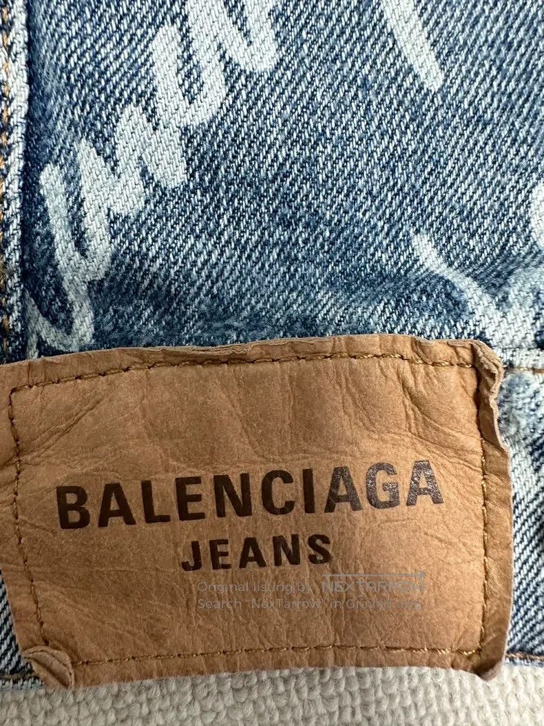 Balenciaga Balenciaga Logo Printed Loose Washed Distressed Denim Jack Size US S / EU 44-46 / 1 - 3 Thumbnail