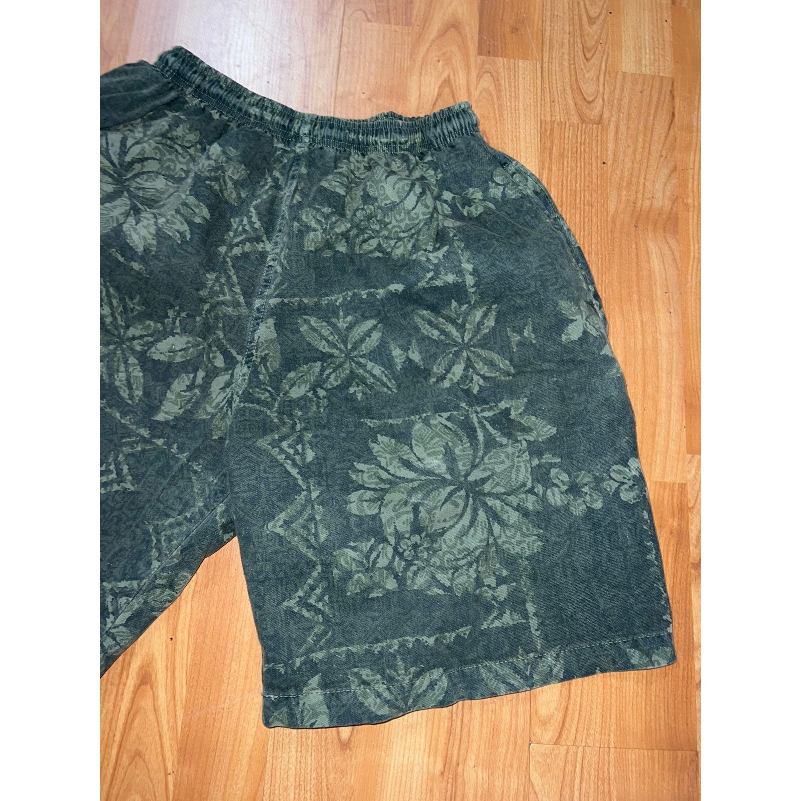 Vintage Vintage Camo Short ABC Design Floral Green Bottoms Mens XL Size US 34 / EU 50 - 2 Thumbnail