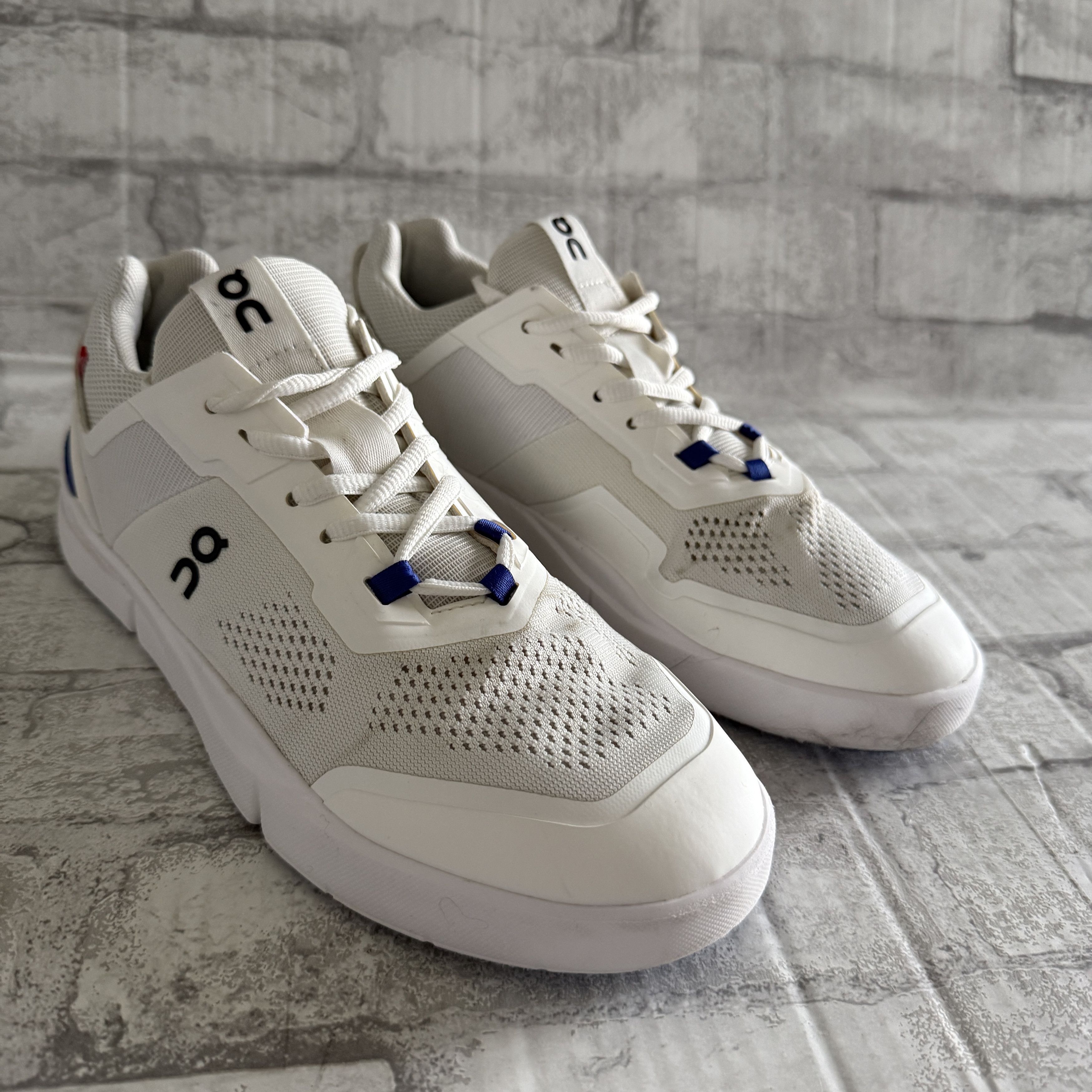 On On The Roger Spin Mesh CloudTec Speedboard Athletic Sneaker Size US 8 / IT 38 - 2 Thumbnail