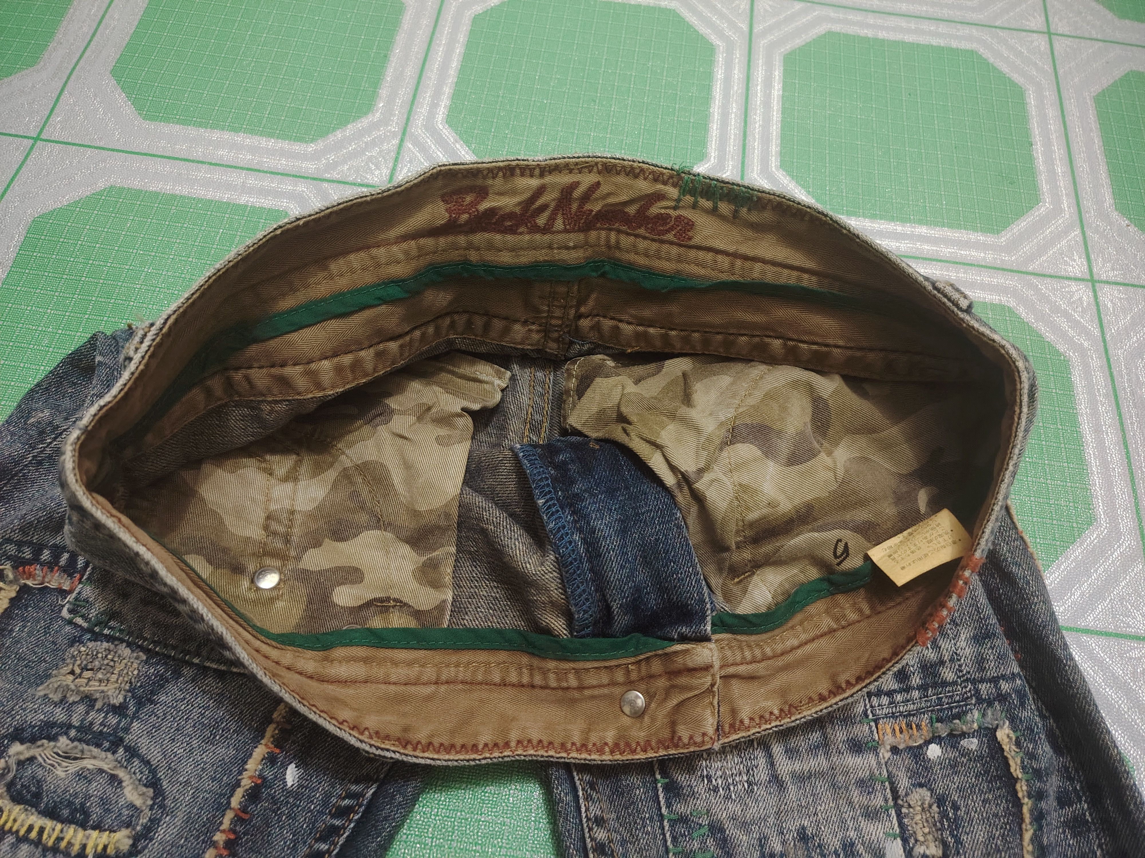 Who Decides War Japanese Back Number Patchwork Boro Flared Jeans Distressed Size US 30 / EU 46 - 11 Thumbnail