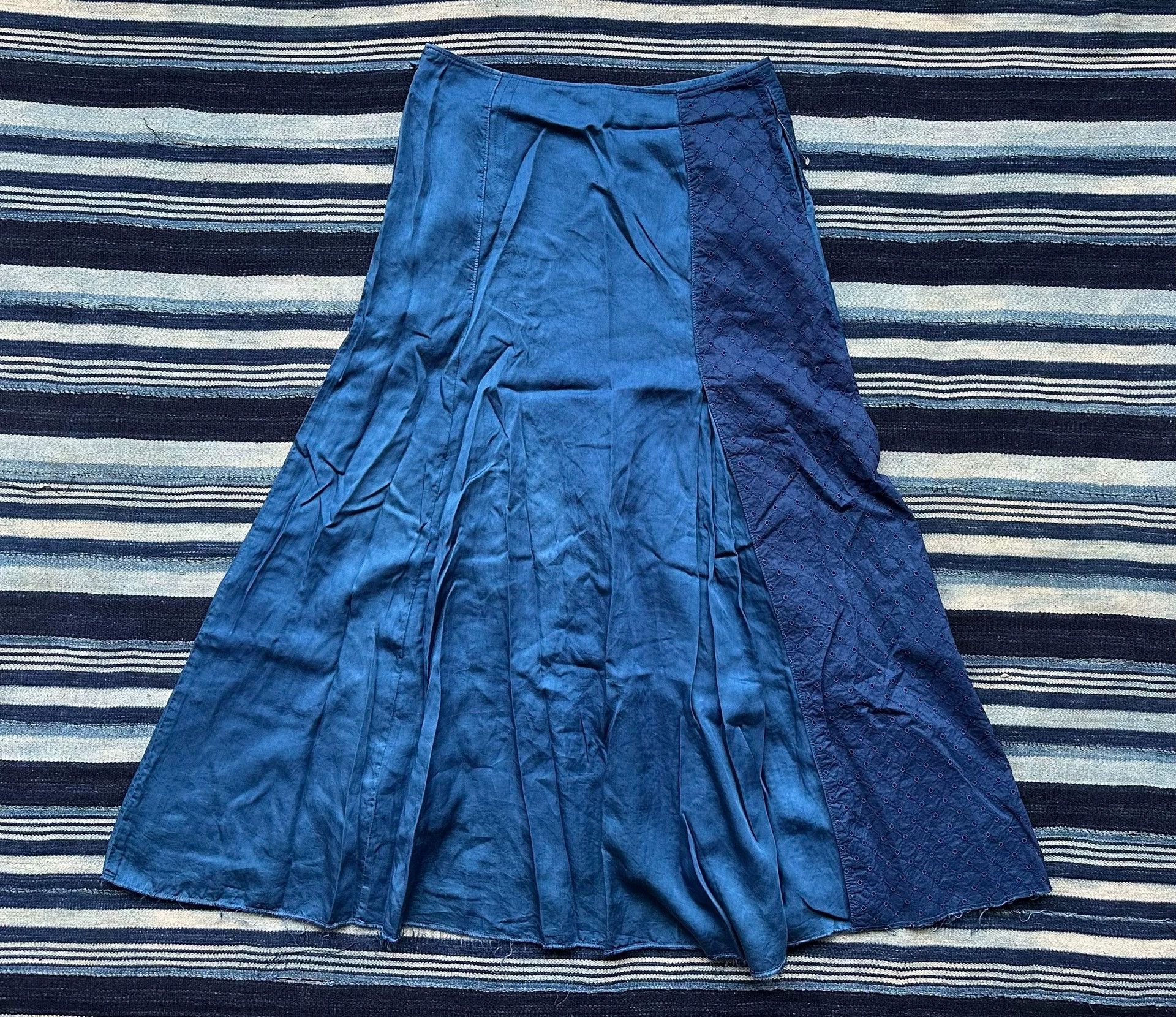 Blue Blue Japan BLUE BLUE JAPAN Indigo Block Linen-Cotton Skirt Size 26" / US 2 / IT 38 - 2 Thumbnail