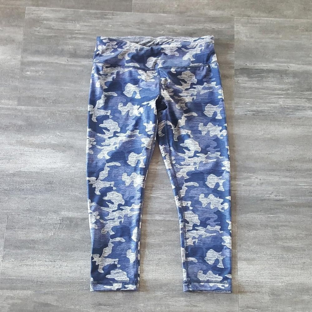 Designer Blue Camo Fitted Athletic Capri Size 28" / US 6 / IT 42 - 1 Thumbnail