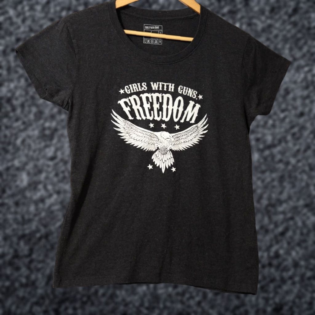 Vintage Girls With Guns T-Shirt Nwot! "Freedom" Short Sleeve Black Women's L #H78-31 Size L / US 10 / IT 46 - 1 Thumbnail