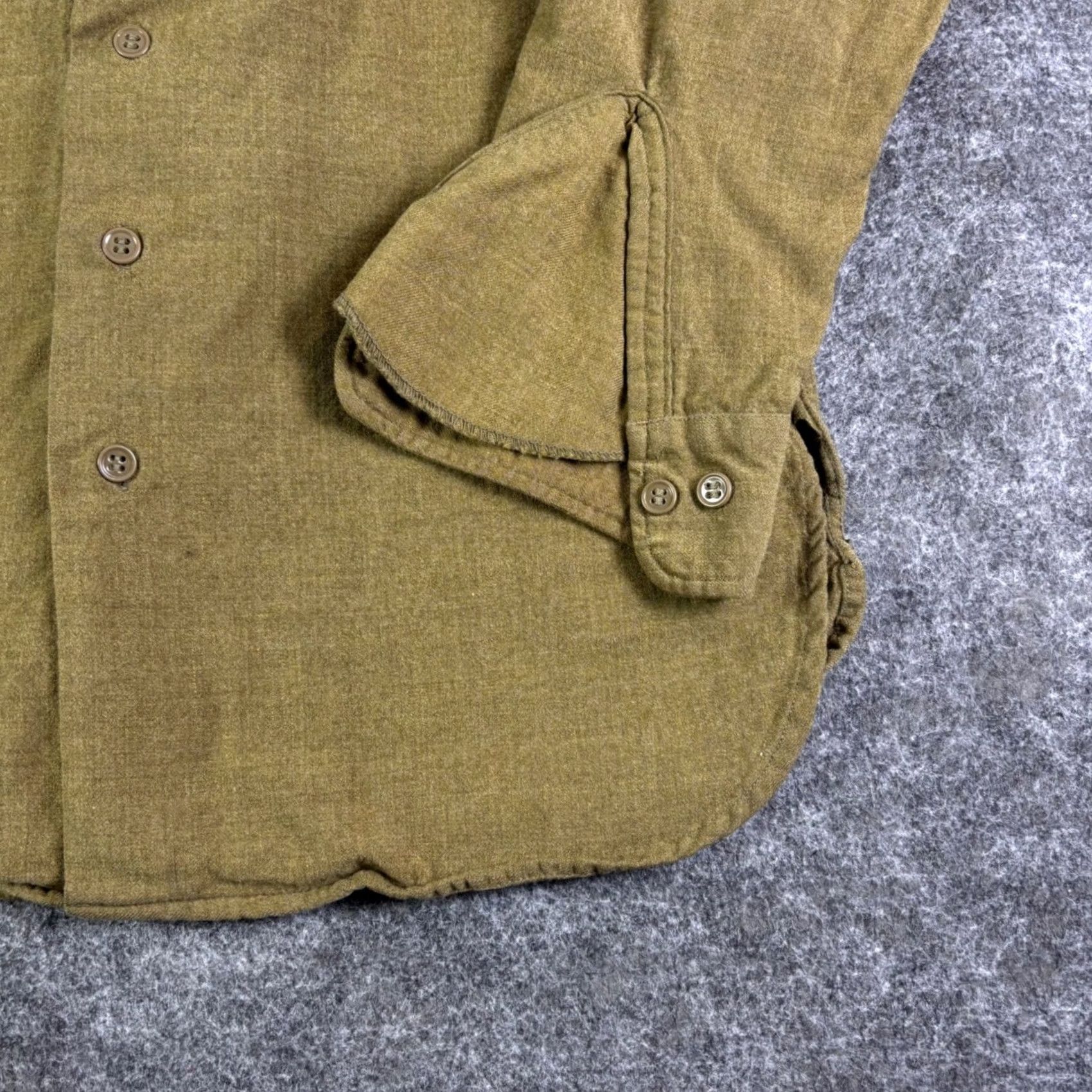 Vintage VINTAGE Military Wool Flannel Field Shirt Khaki Brown Button Up Heavyweight Pockets Casual Mens S Brown Size US S / EU 44-46 / 1 - 6 Thumbnail