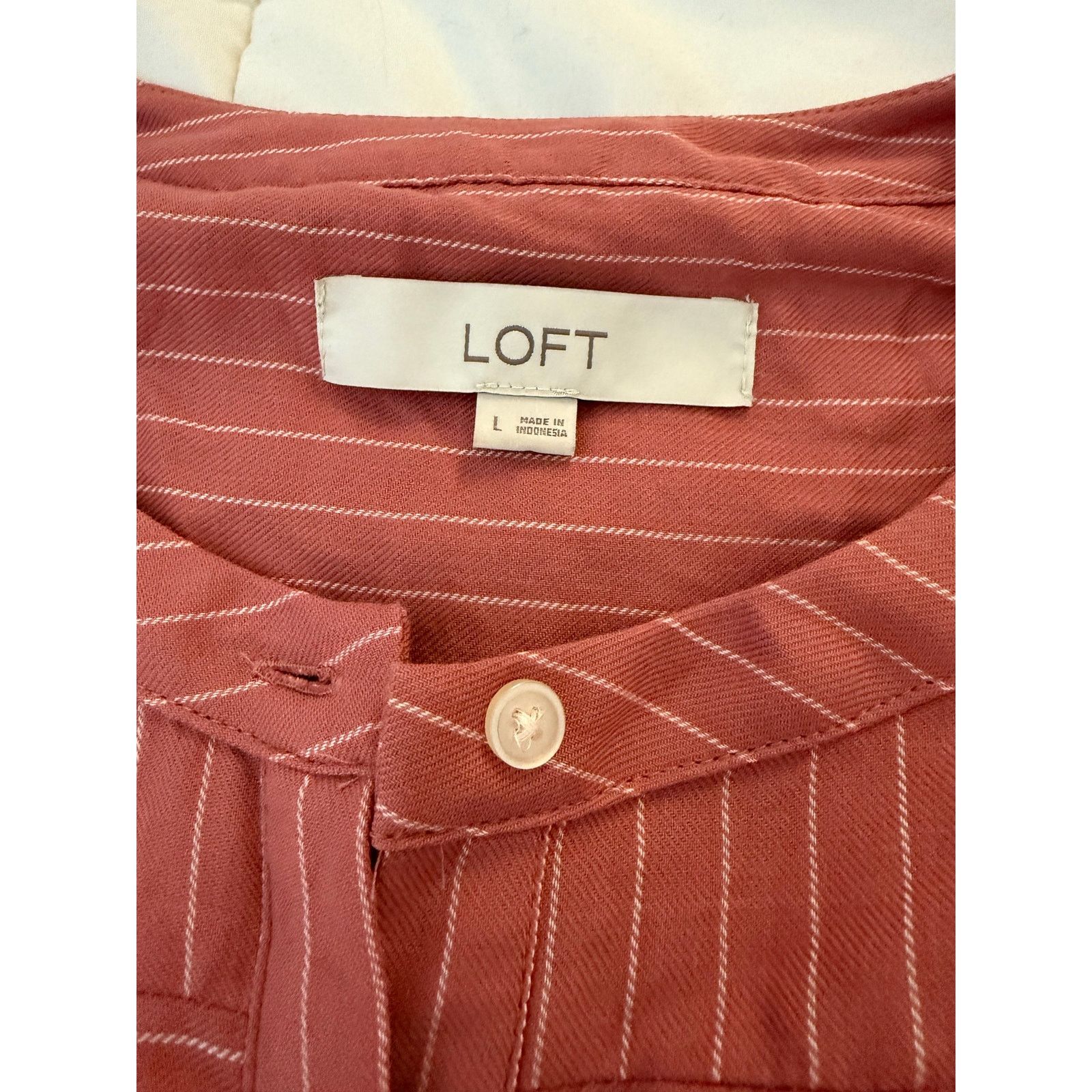 Loft LOFT Pink Pinstripe Blouse 100% Cotton - Size Large Size L / US 10 / IT 46 - 4 Thumbnail