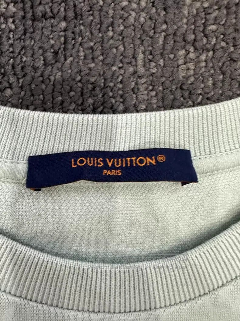 Louis Vuitton Louis Vuitton short sleeves Size US S / EU 44-46 / 1 - 4 Thumbnail