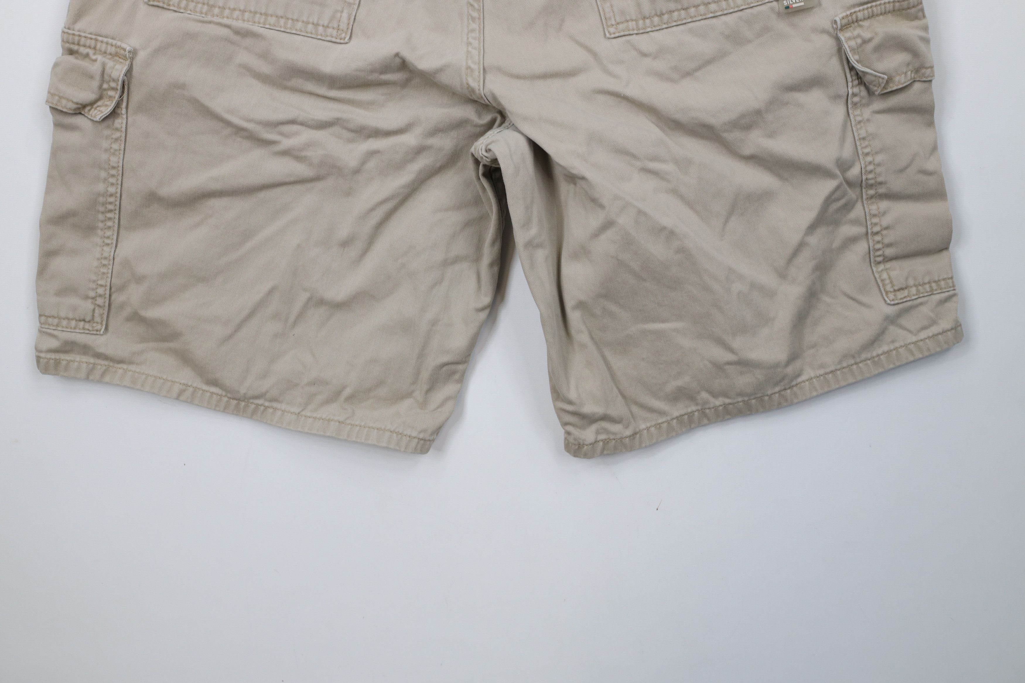 Levi's × Vintage Vintage 90s Levis Silvertab Loose Fit Cargo Shorts Beige Size US 33 - 13 Thumbnail