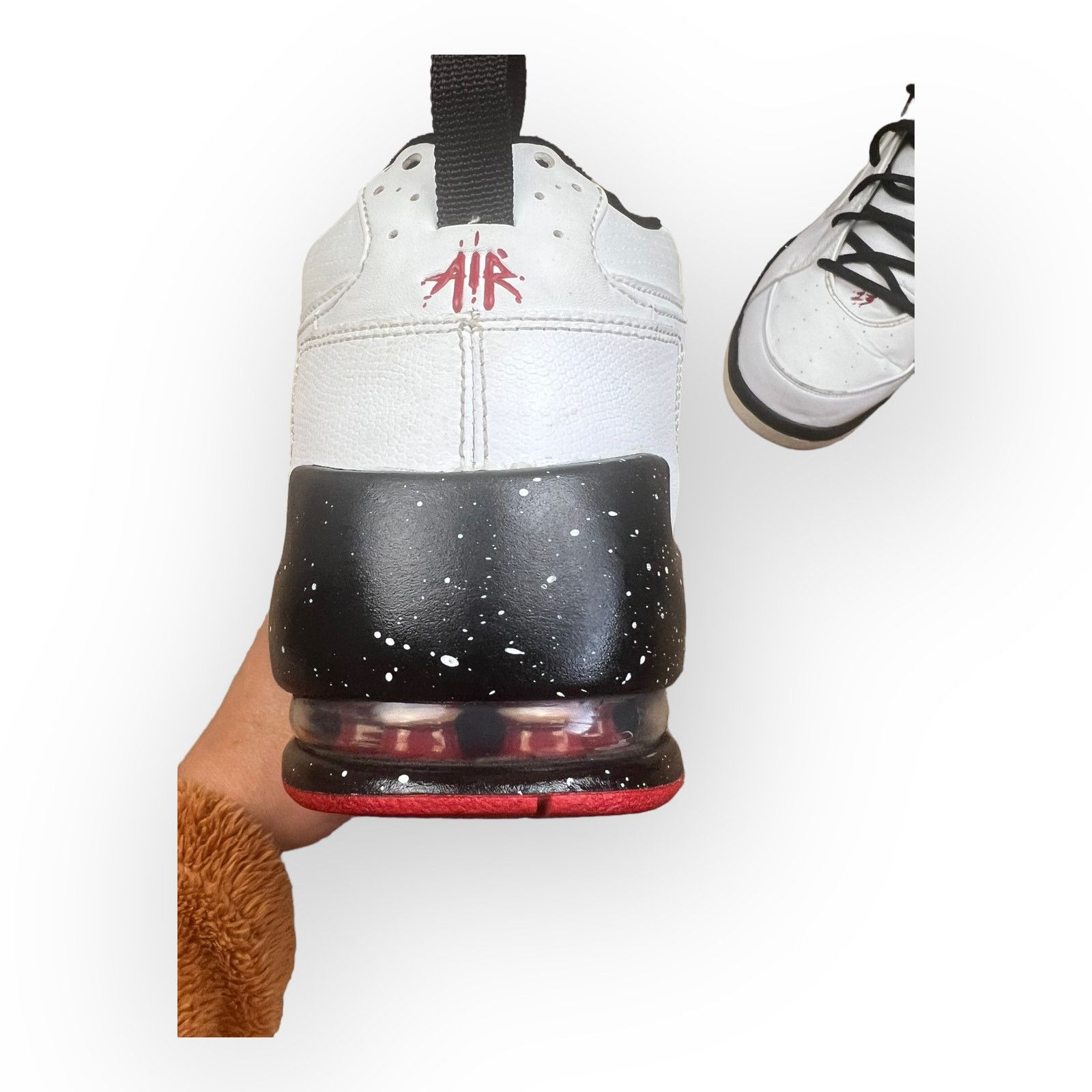 Jordan Brand Jordan | Classic 90s Men's Basketball Shoes | Vintage | 10.5 Size US 10.5 / EU 43-44 - 13 Thumbnail