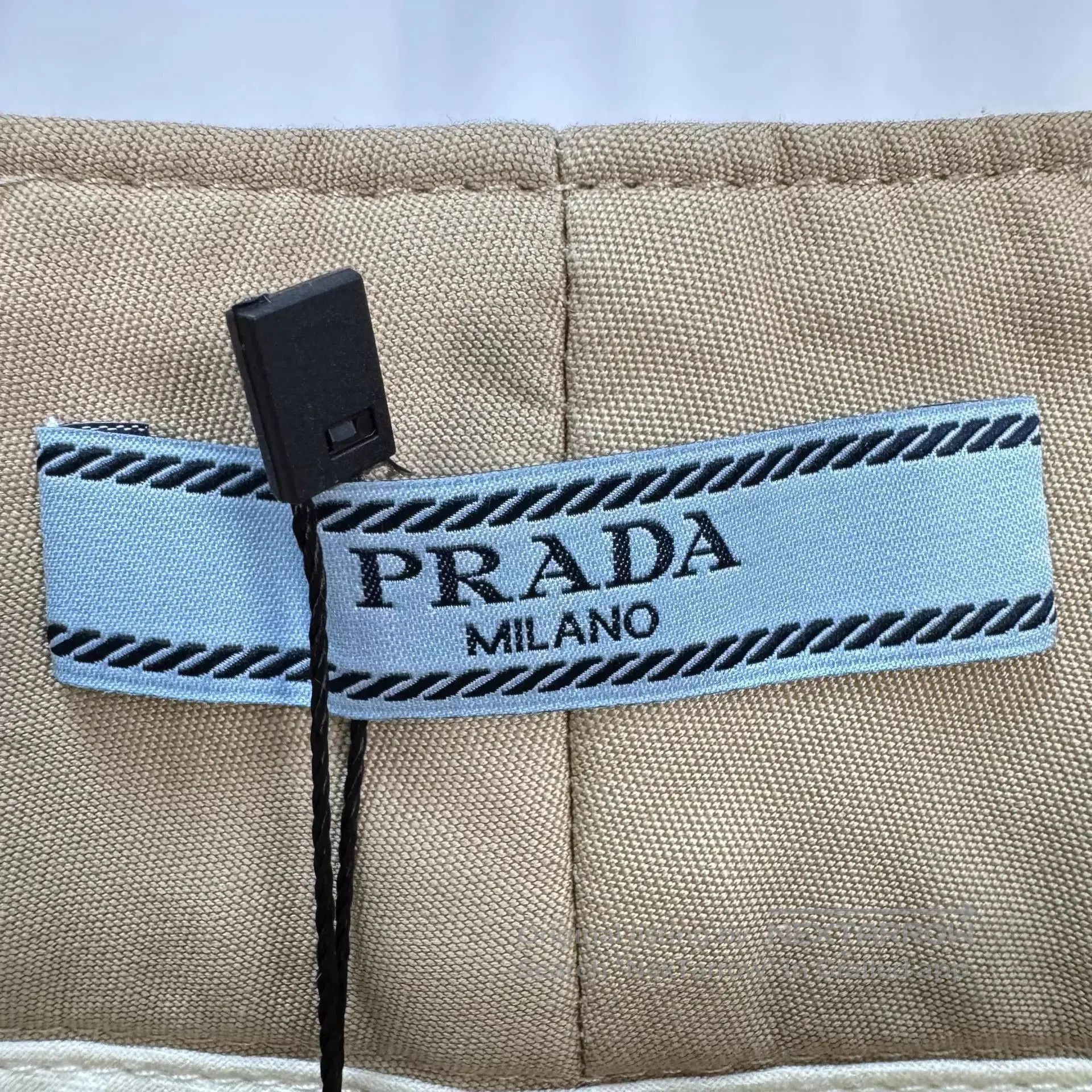 Prada Beige Cropped Pants Size 30. Size US 30 / EU 46 - 5 Thumbnail