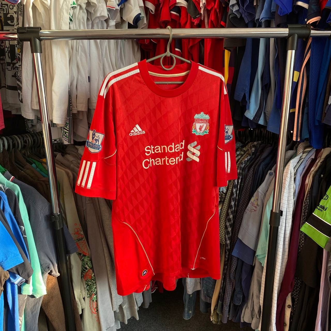Adidas × Vintage Vintage Adidas Liverpool 2010 home soccer jersey Size US XL / EU 56 / 4 - 1 Thumbnail