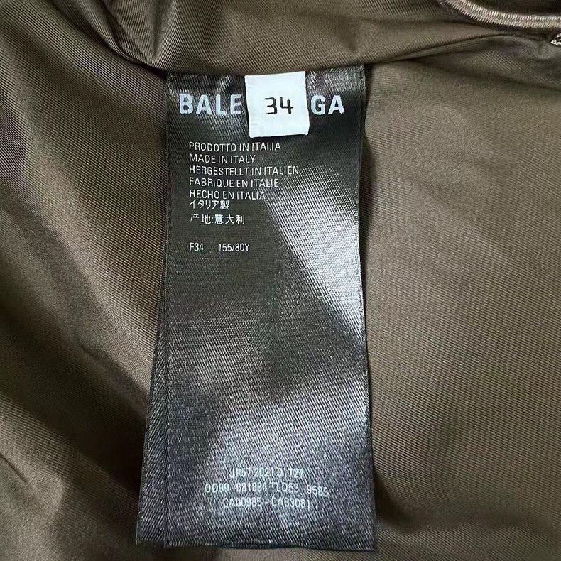Balenciaga Balenciaga Khaki Old Flower BB Full Print Hooded Down Waist Size XXS / US 00 / IT 34 - 3 Thumbnail