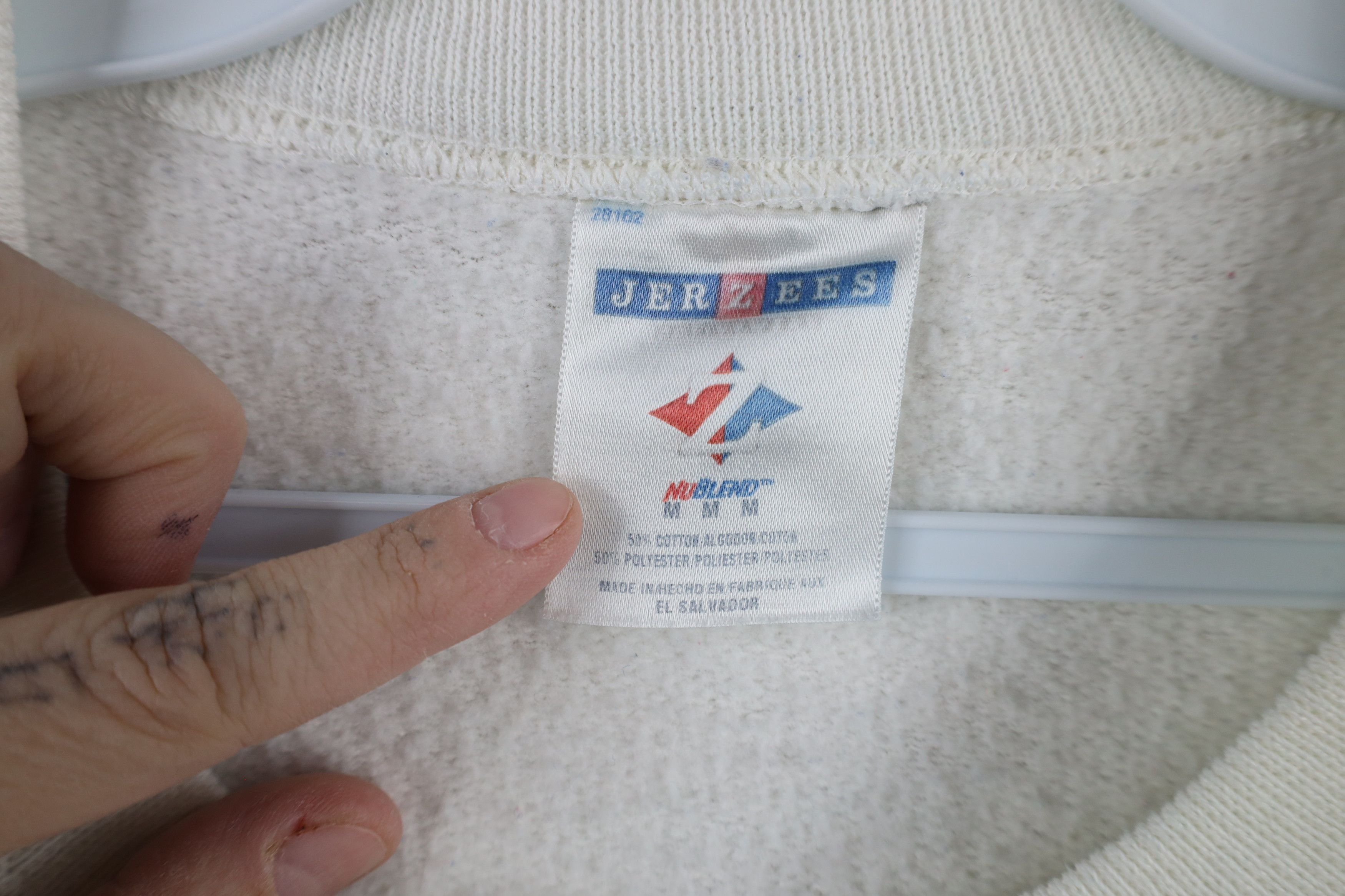 Vintage Vintage 90s Kellys Irish Bar Built Tough Sweatshirt White Size US M / EU 48-50 / 2 - 6 Thumbnail