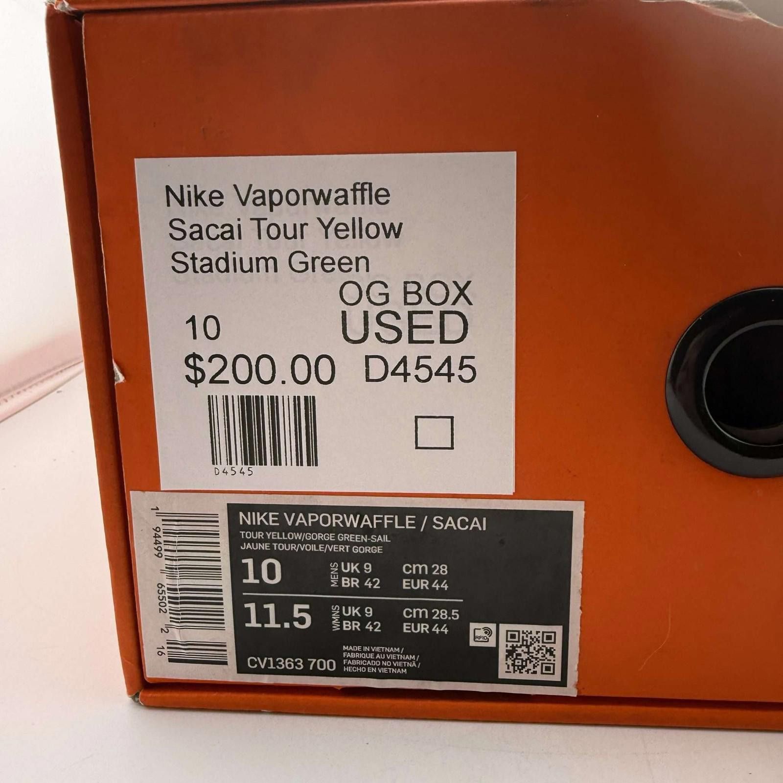 Nike Nike VaporWaffle Sacai US 10 Used with Box CV1363-700 Size US 10 / EU 43 - 8 Thumbnail