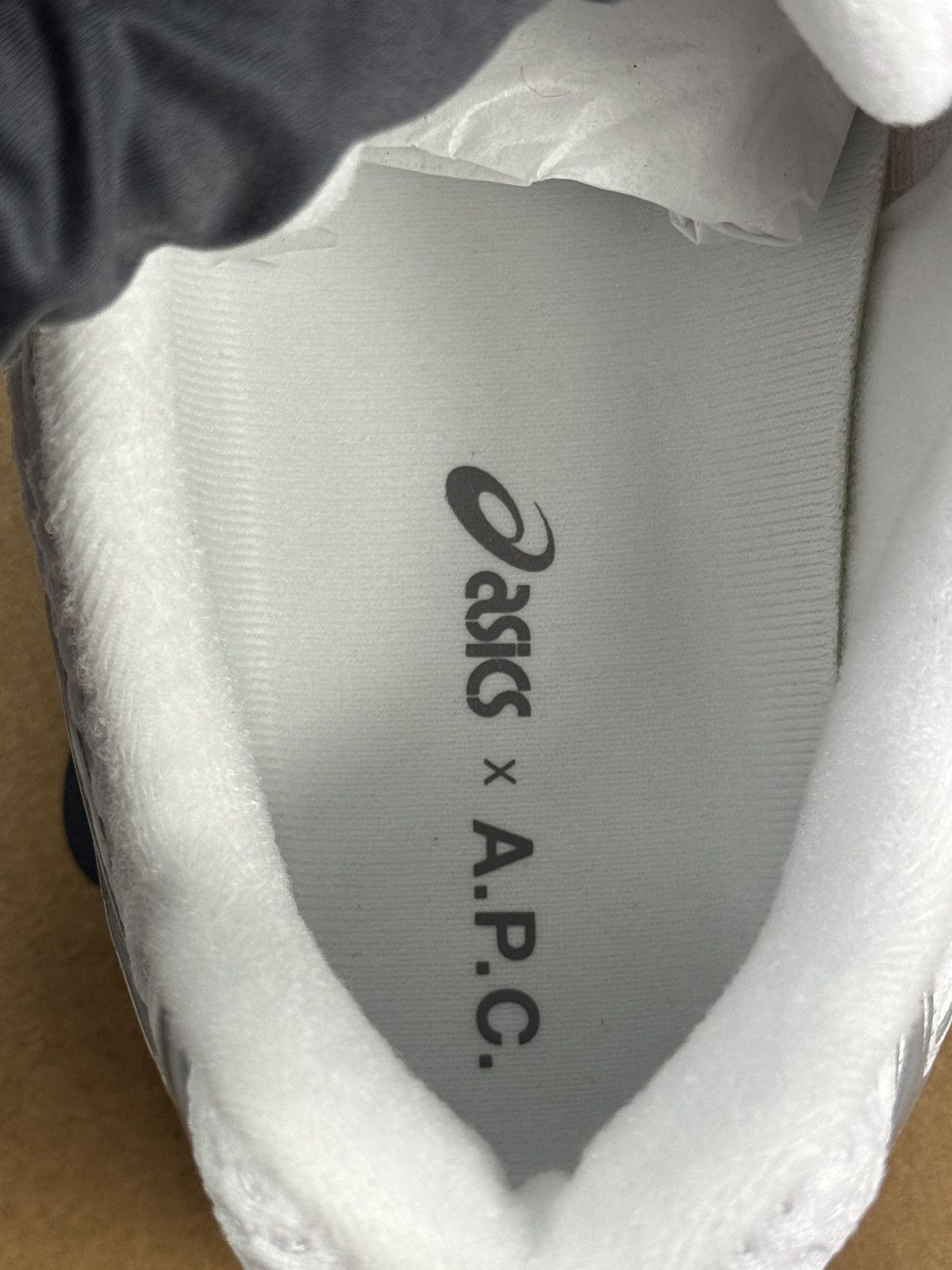 A.P.C. × Asics GEL KAYANO 14 SNEAKERS Size US 10 / EU 43 - 10 Thumbnail
