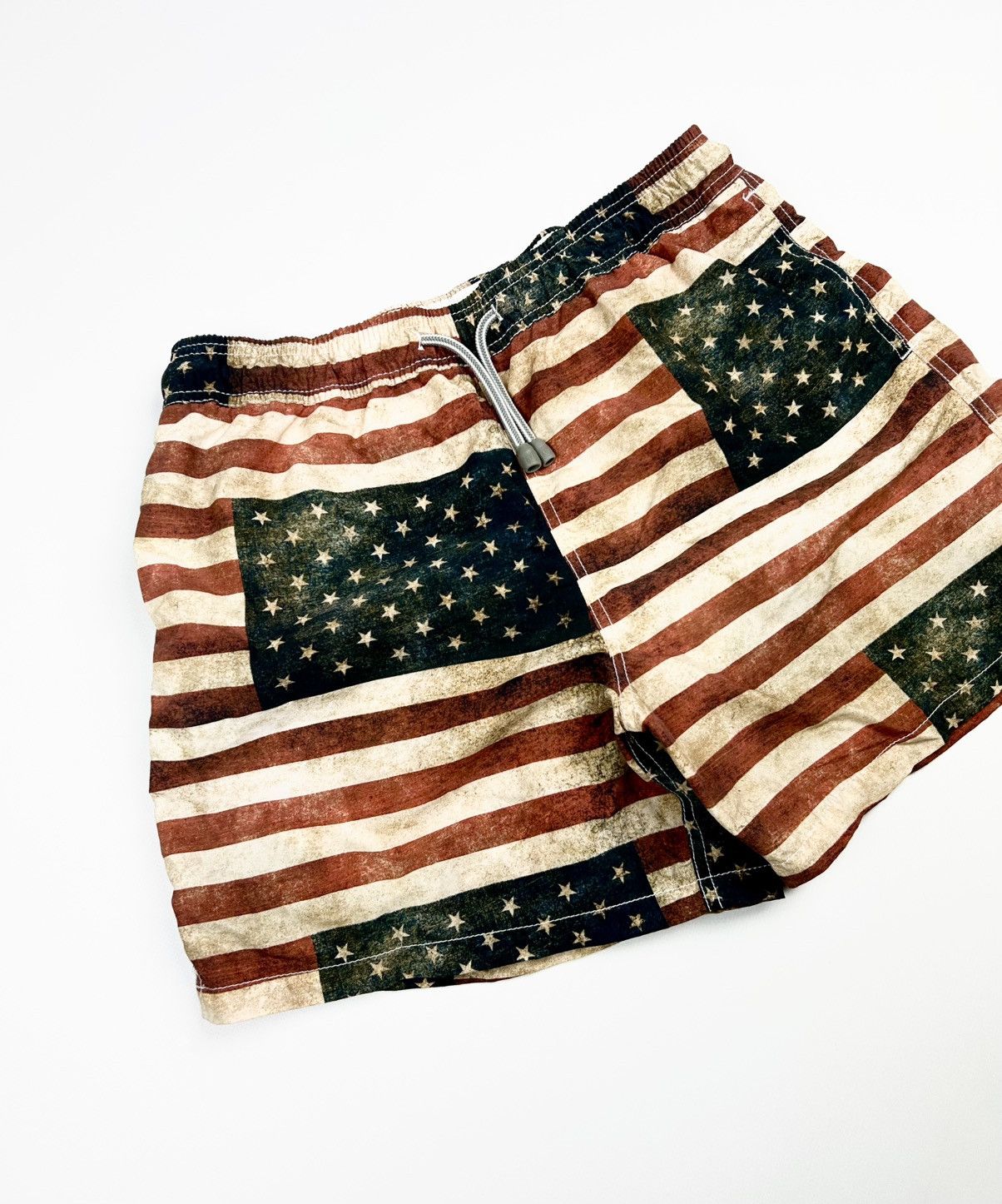 MC2 Saint Barth rare MC2 Saint Barth American flag beach shorts vintage Size US 36 / EU 52 - 2 Thumbnail