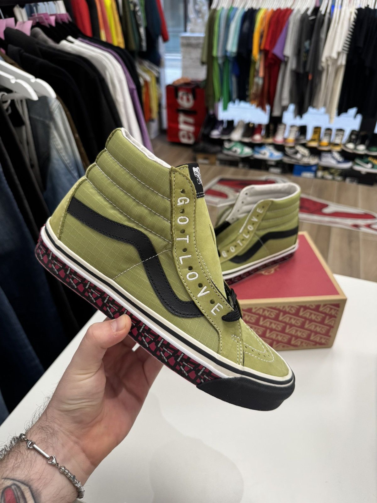 Patta × Vans Vans x patta hi olive 40,5 Size US 8 / EU 41 - 1 Thumbnail