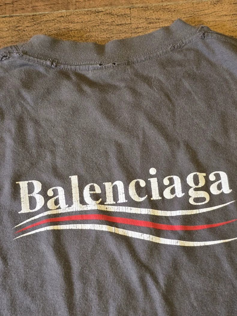 Balenciaga Balenciaga Smoky Grey Cola Wave Short Sleeve T-shirt Size US M / EU 48-50 / 2 - 7 Thumbnail