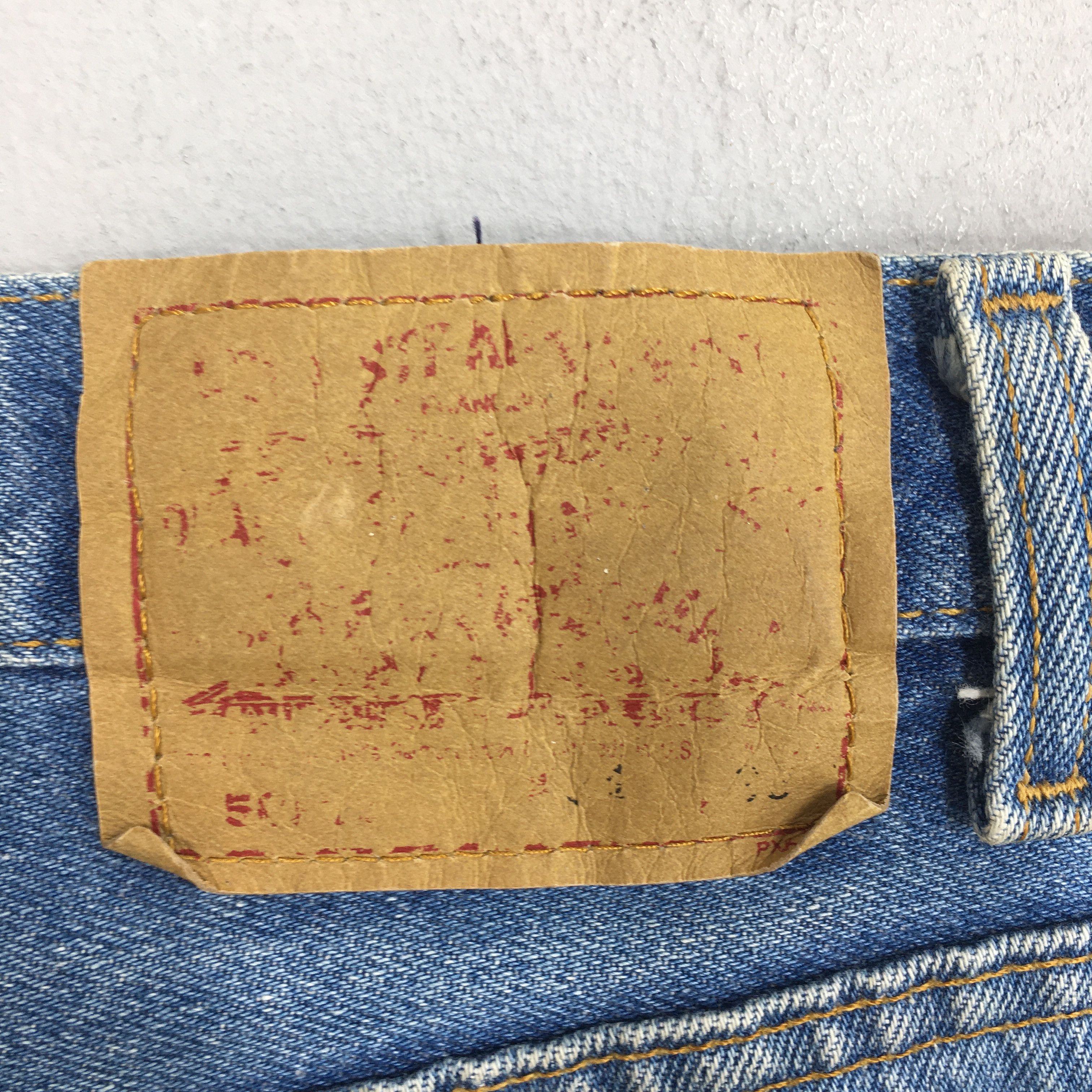 Levi's Size 30x30 Vintage 90s Levi's 501 Faded Blue Jeans S2021 Size US 30 / EU 46 - 12 Thumbnail
