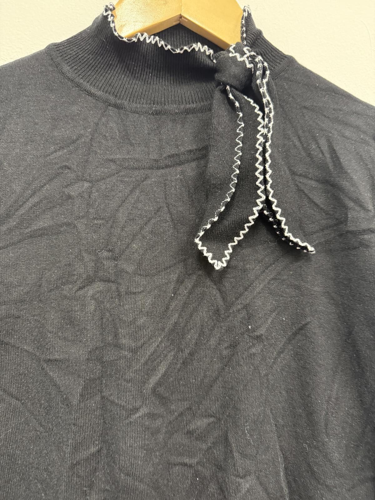 Reserved Black Long Sleeve Knit Top with Neck Tie Detail Size L / US 10 / IT 46 - 3 Thumbnail