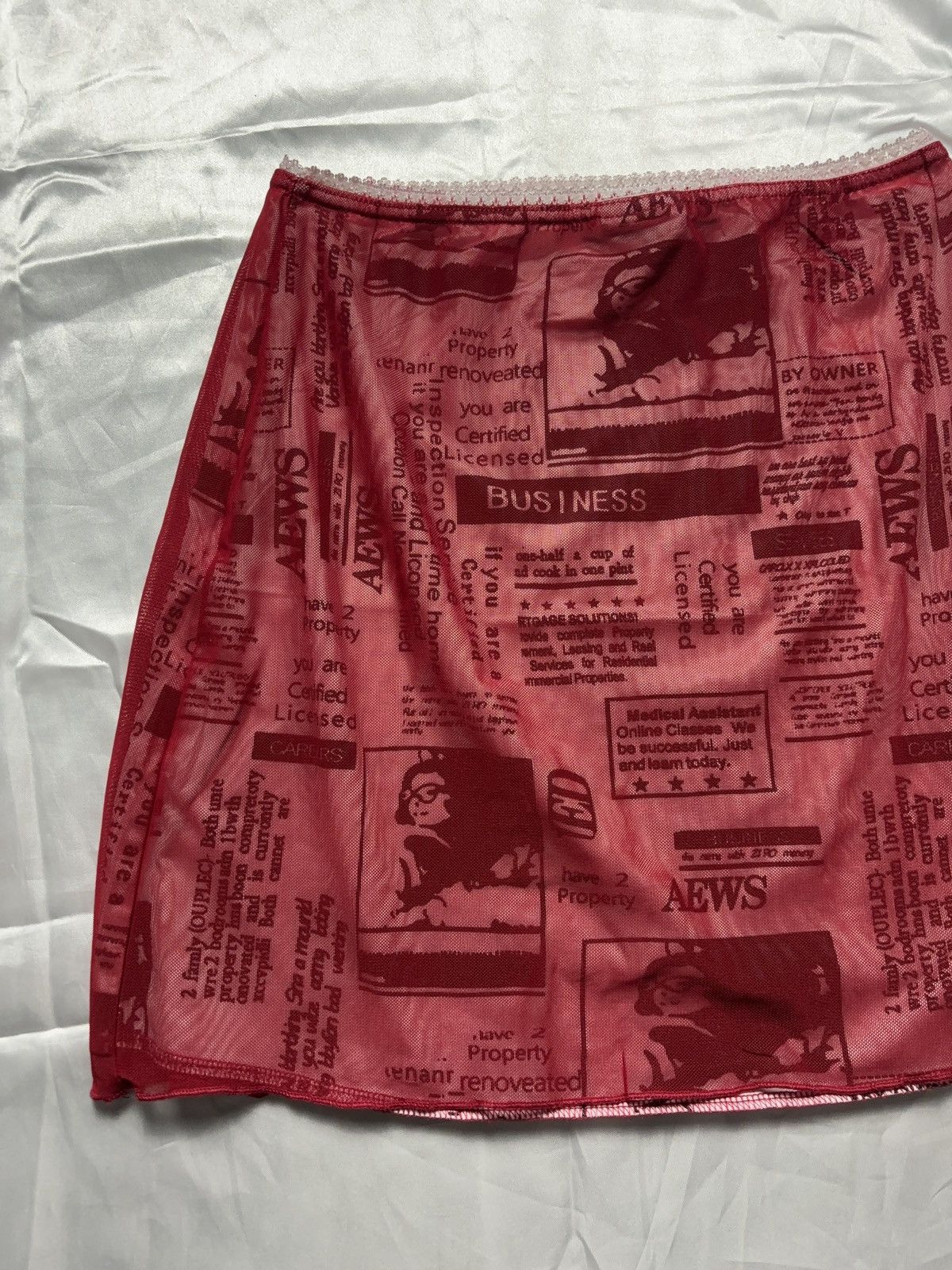 Vintage “Magazine” art vintage printed mixed mesh mini skirt Size 26" / US 2 / IT 38 - 5 Thumbnail