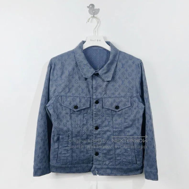 Louis Vuitton Louis Vuitton Monogram embossed dark print full-print Logo Size US L / EU 52-54 / 3 - 1 Thumbnail