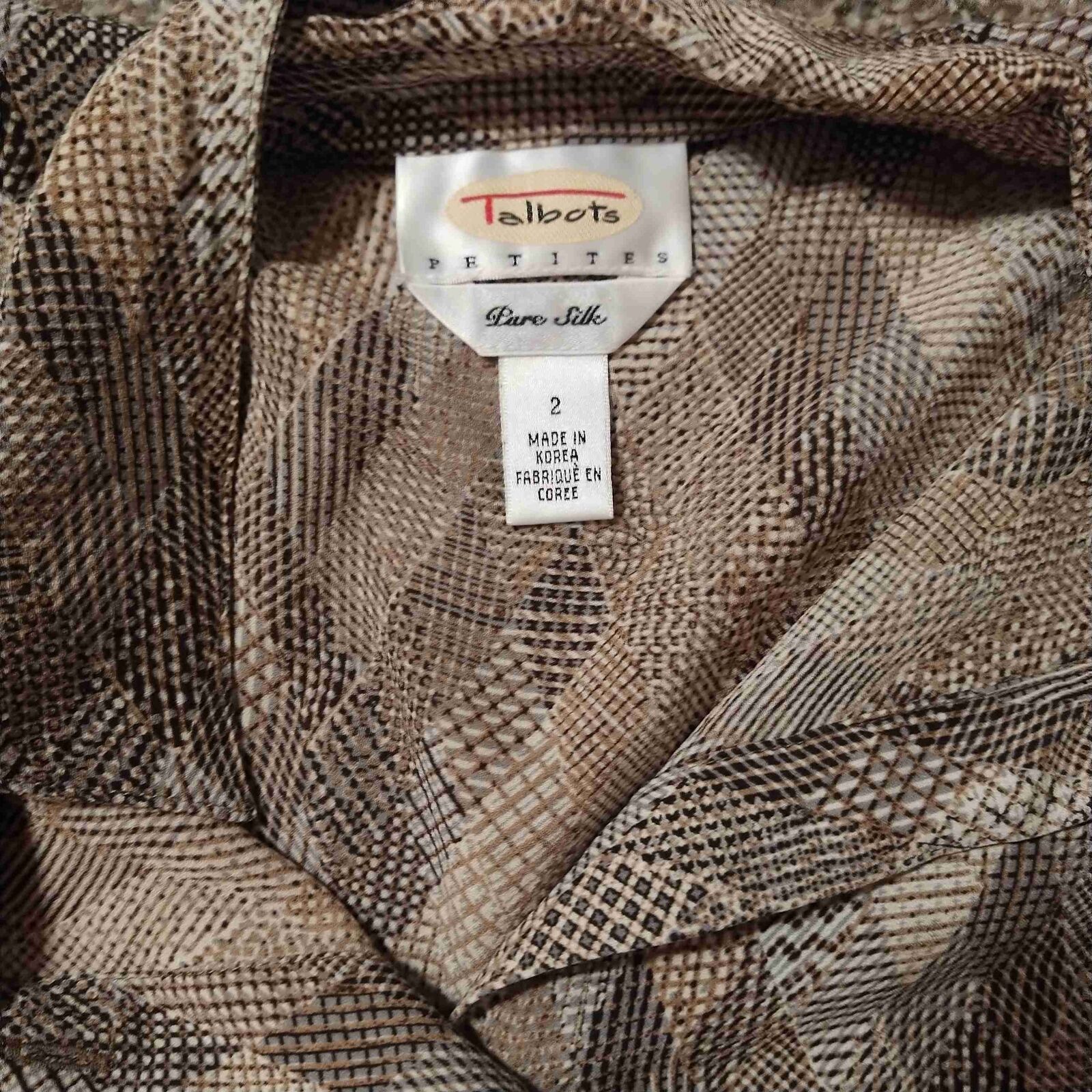 Other Talbots Silk Diamond Pattern Button Blouse Size 2 brown Size XS / US 0-2 / IT 36-38 - 9 Thumbnail