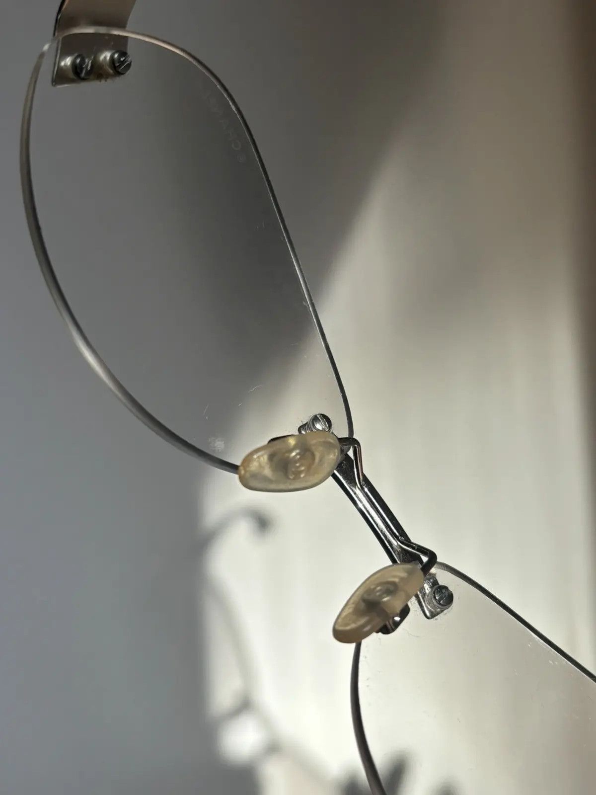 Chanel × Vintage CHANEL Sunglasses 4037 Rimless Rhinestone 4017 Shields RI832 Size ONE SIZE - 3 Thumbnail
