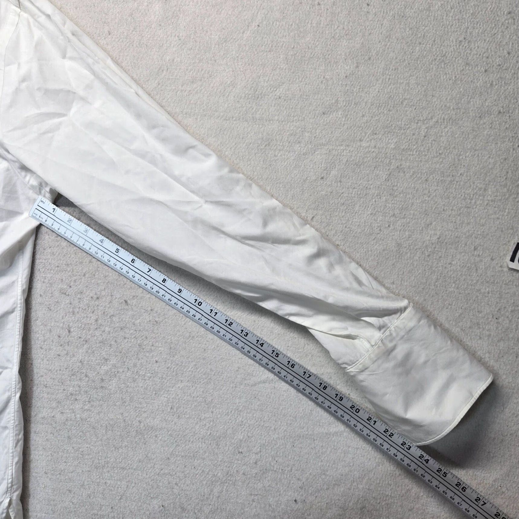 Nordstrom VINTAGE John W. Nordstrom Shirt Men Long Sleeve Button Up 16.5 White Cotton Classic 16.5 Mens Shirt Size US L / EU 52-54 / 3 - 6 Thumbnail