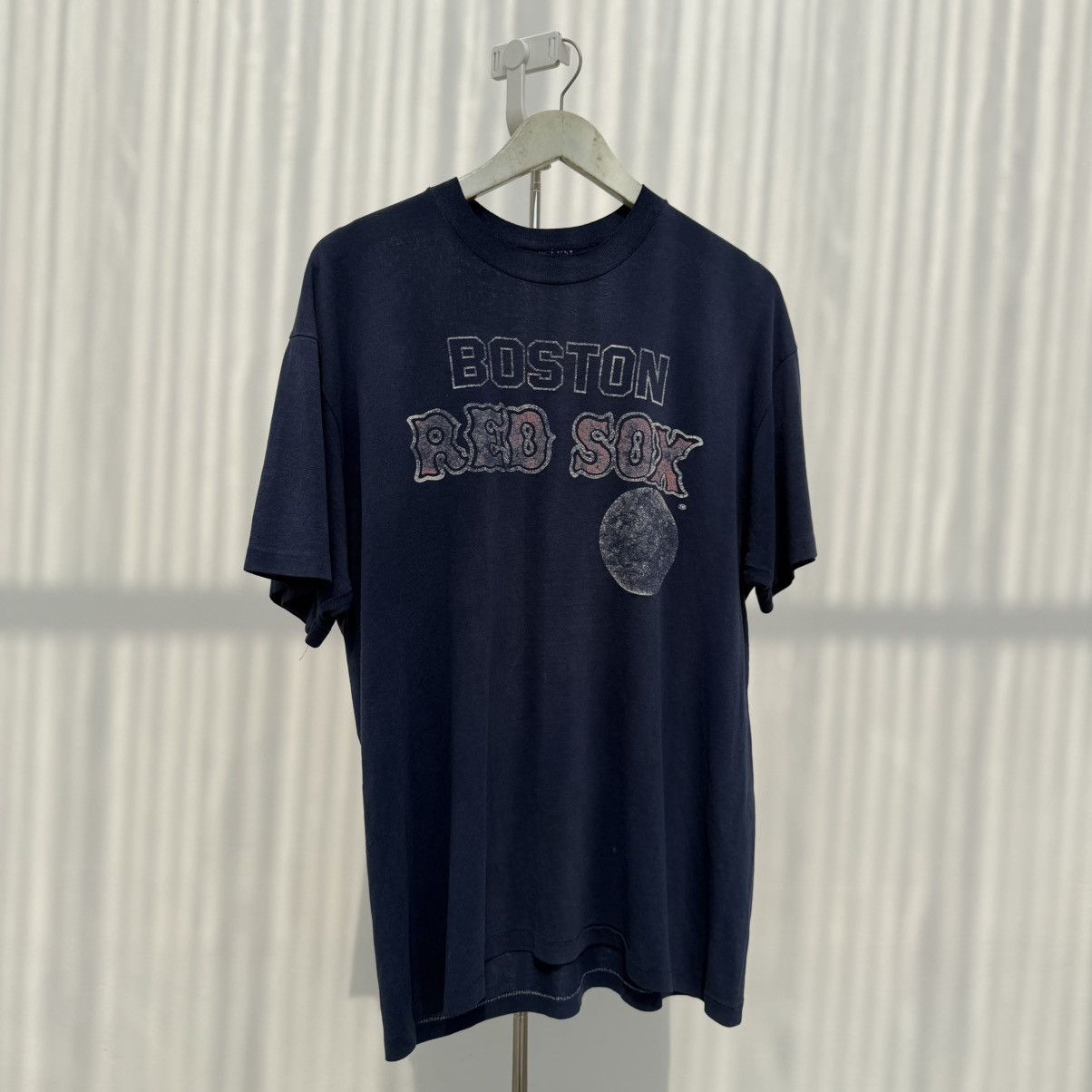Vintage Boston Red Sox faded logo tee. Size US L / EU 52-54 / 3 - 1 Thumbnail