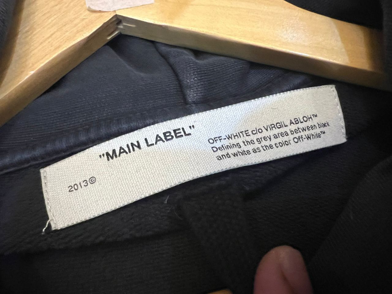 Off-White Off-white carravaggio hoodie Size US M / EU 48-50 / 2 - 7 Thumbnail