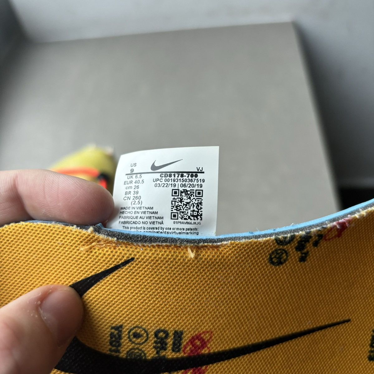 Nike × Off-White Off-White x Nike Ws Vapor Street OW Size US 7.5 / EU 40-41 - 9 Thumbnail