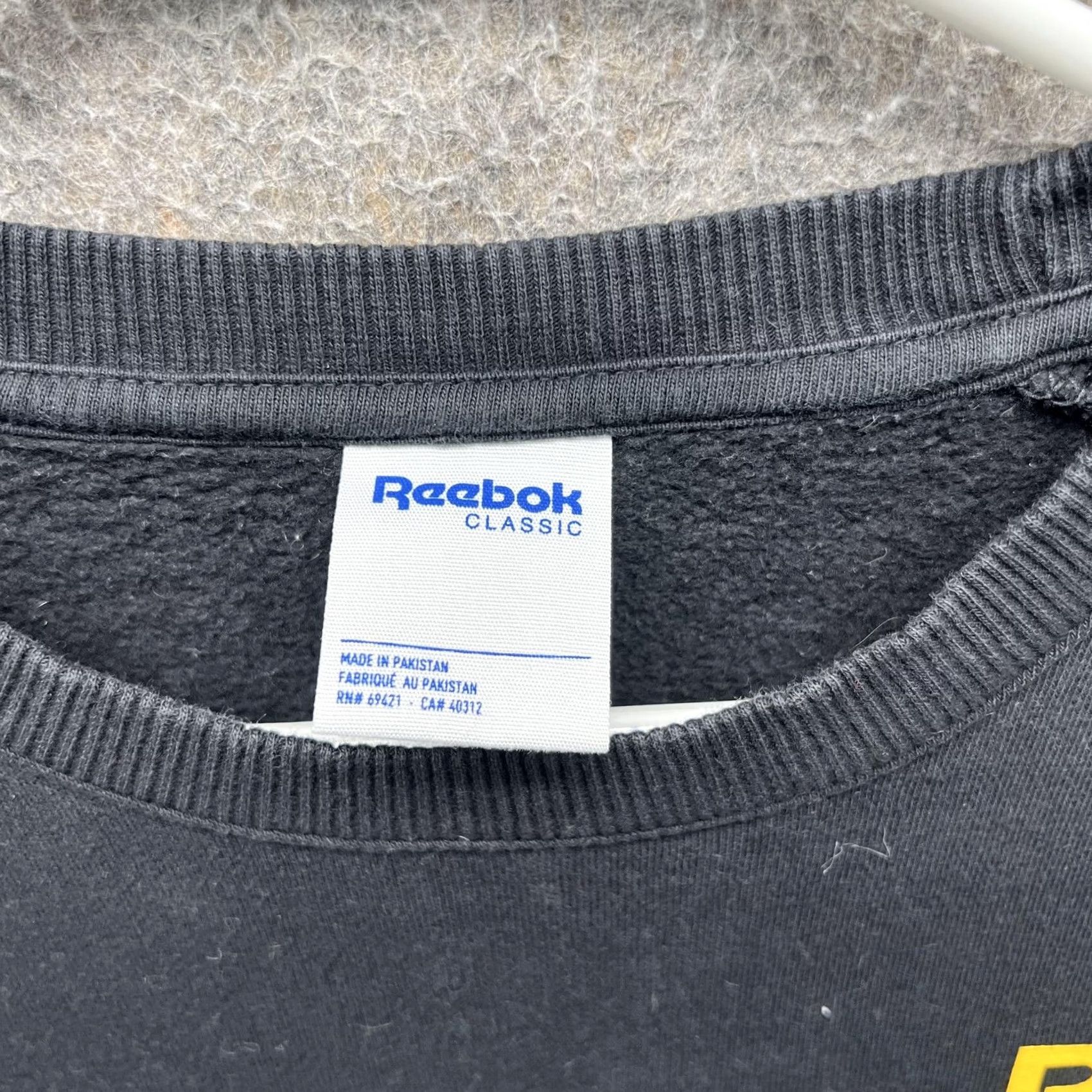 Reebok Reebok Sweatshirt Mens M Black Graphic Logo Crewneck Fleece Pullover Size US M / EU 48-50 / 2 - 6 Thumbnail
