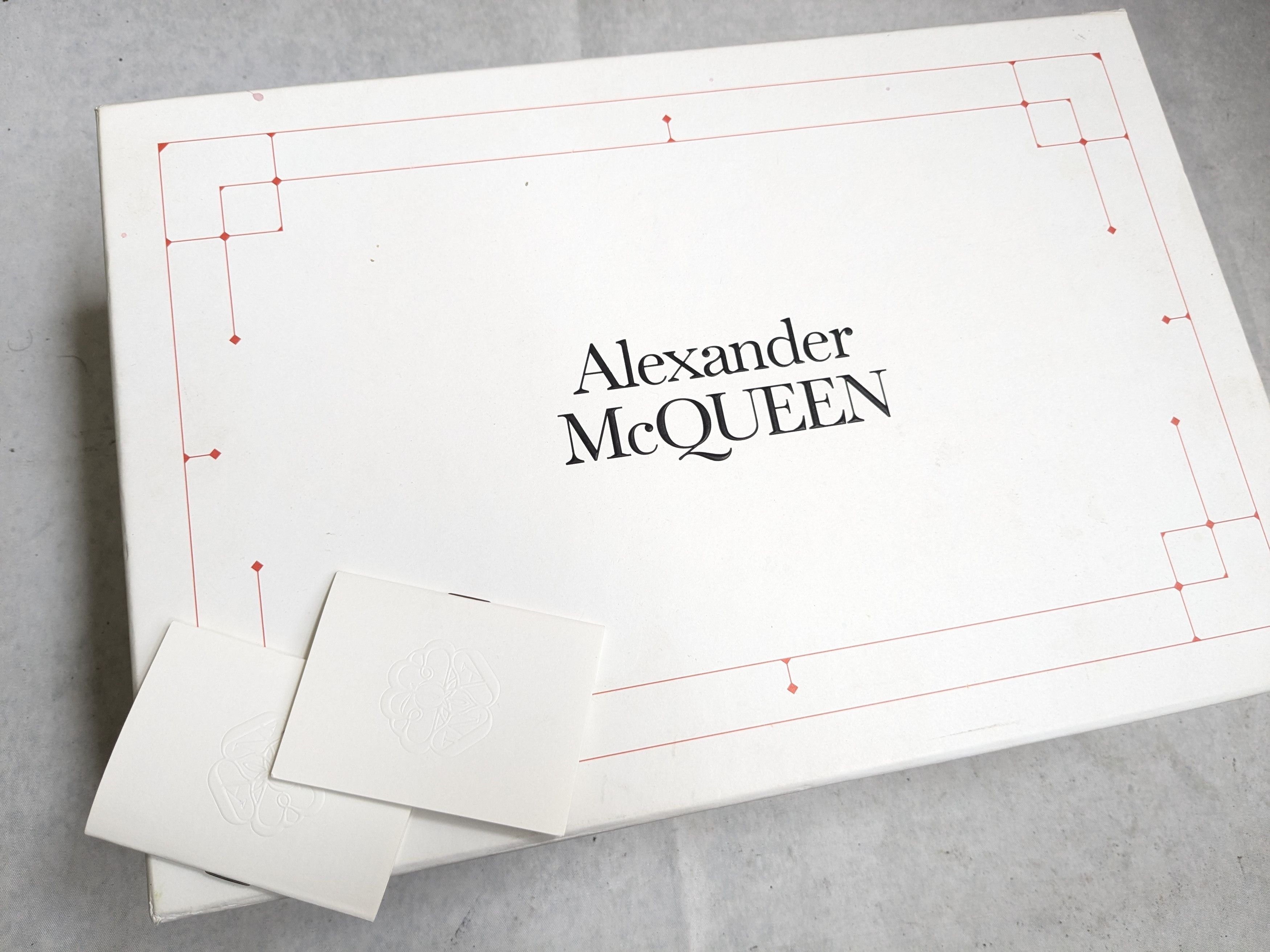 Alexander McQueen Alexander McQueen Oversized Larry Sneakers White Yellow 12 Size US 12 / EU 45 - 22 Thumbnail