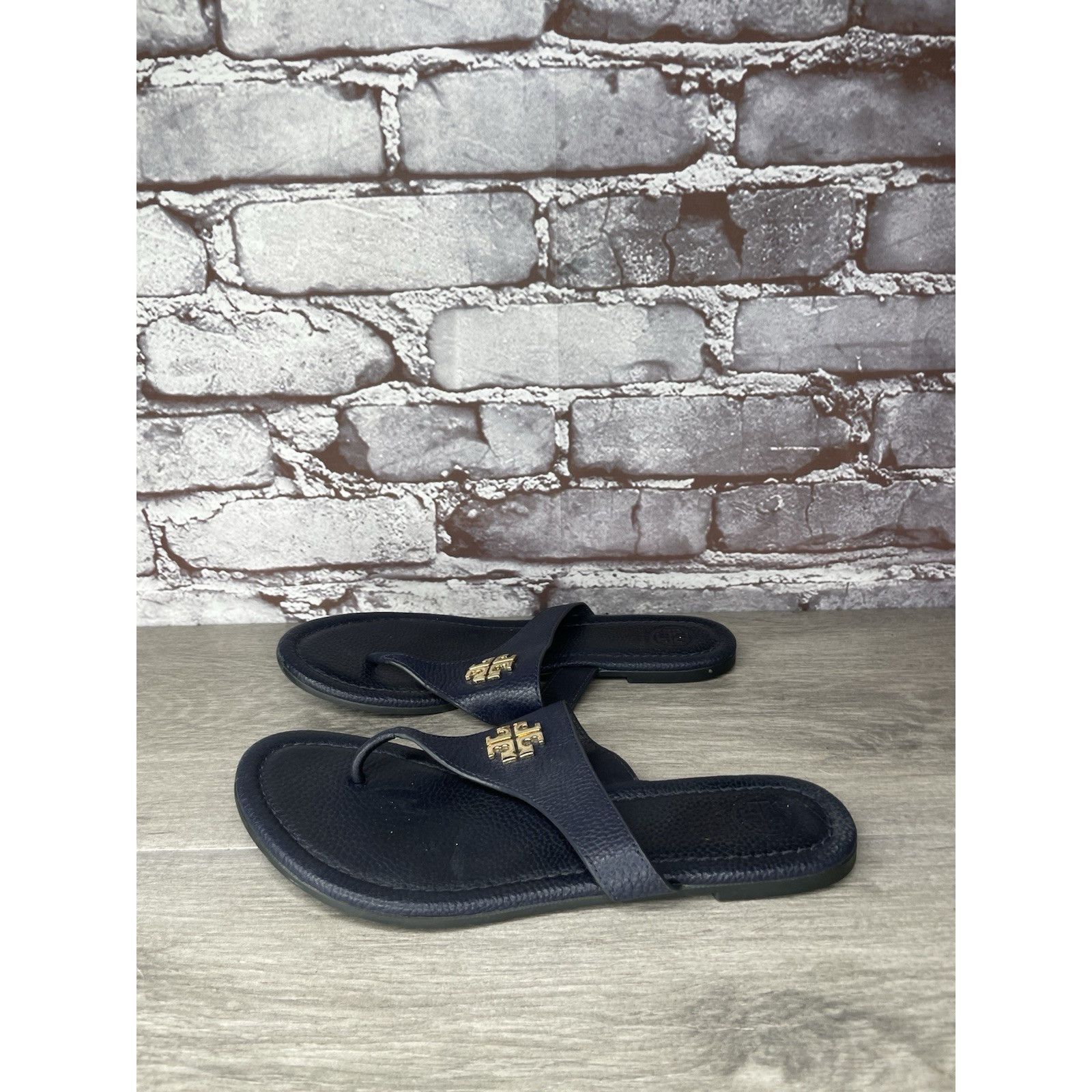 Tory Burch Tory Burch Jole Navy Blue Thong Tumbled Leather Sandals Wome Size US 6.5 / IT 36.5 - 20 Thumbnail