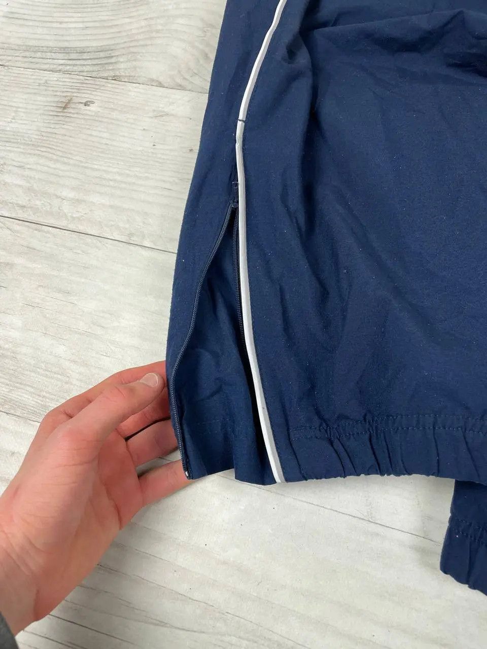Nike Vintage Nike Track Pants 00s Striped Nylon Swoosh Y2K Baggy Size US 34 / EU 50 - 6 Thumbnail
