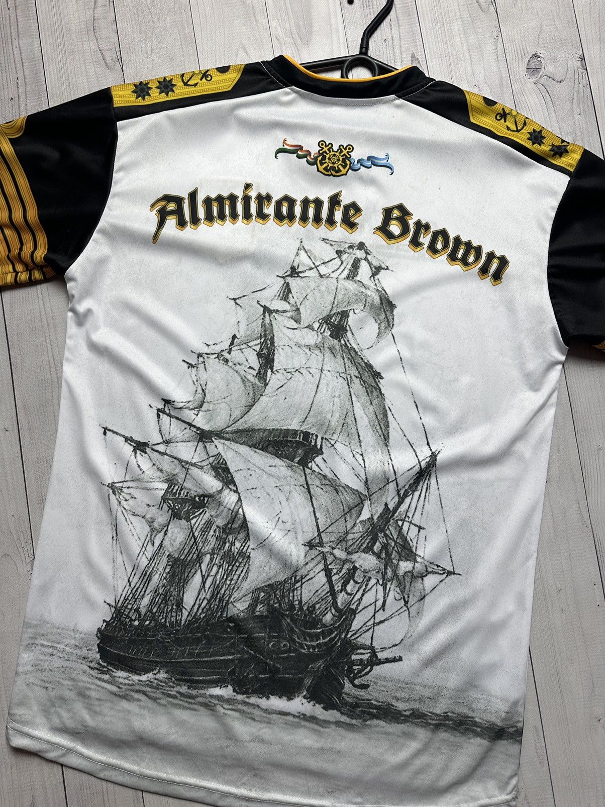 Vintage Vintage Soccer Jersey Almirante Brown size L pirate rare Size US L / EU 52-54 / 3 - 8 Thumbnail