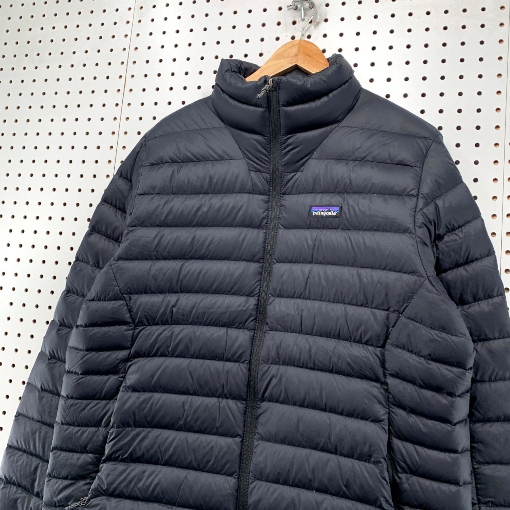 Patagonia Patagonia Down Puffer Jacket Mens Large Black Lightweight WinterFA24 Size US L / EU 52-54 / 3 - 6 Thumbnail