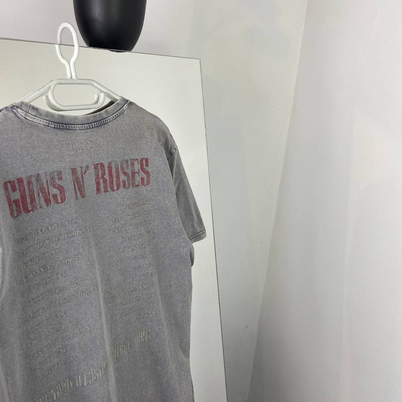 Band Tees Guns N Roses Faded Rock Band Tour T-Shirt Size US L / EU 52-54 / 3 - 6 Thumbnail