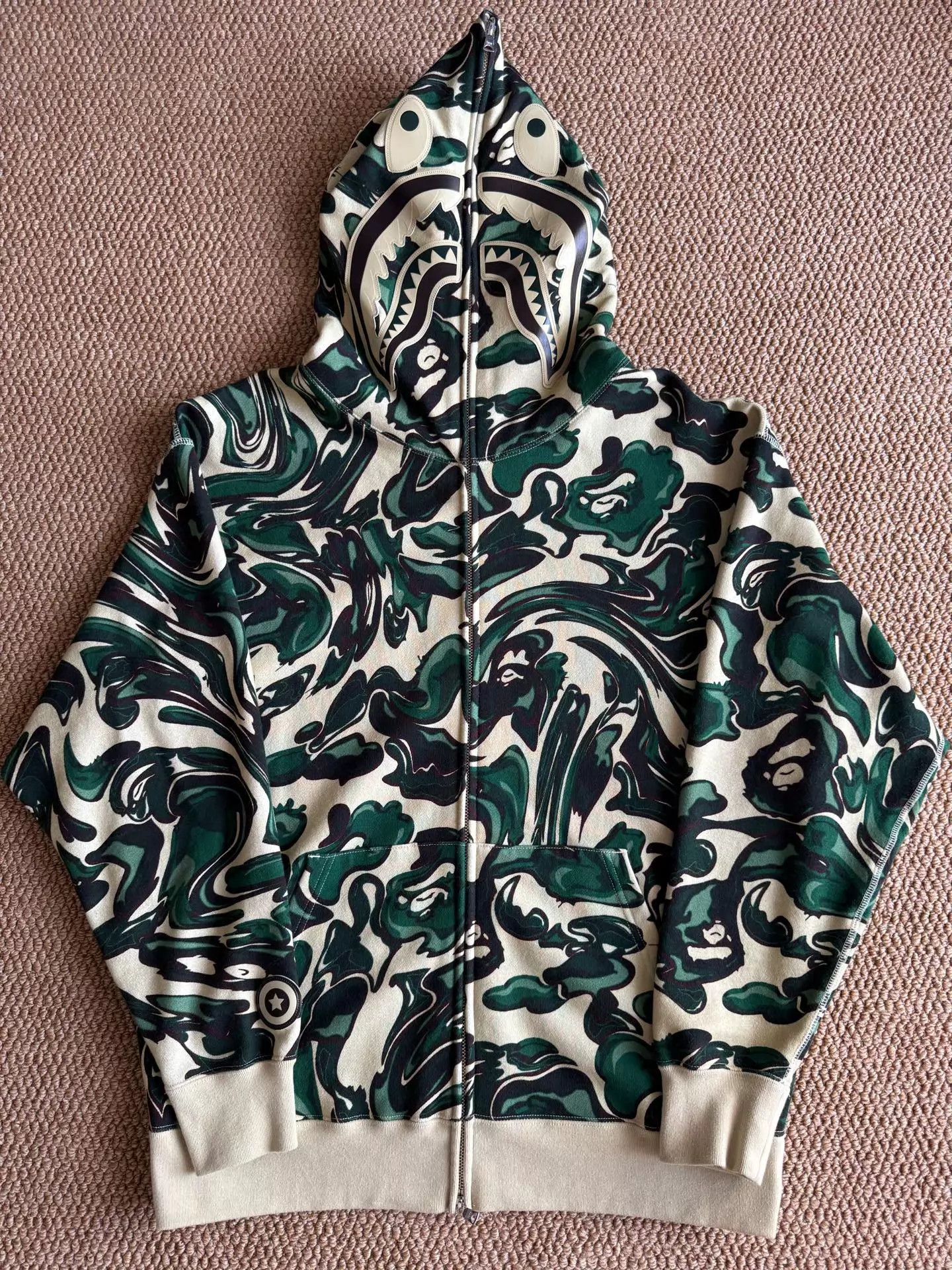 Bape Bape Marbling Camo Shark Zip Hoodie L Like New Size US L / EU 52-54 / 3 - 1 Thumbnail