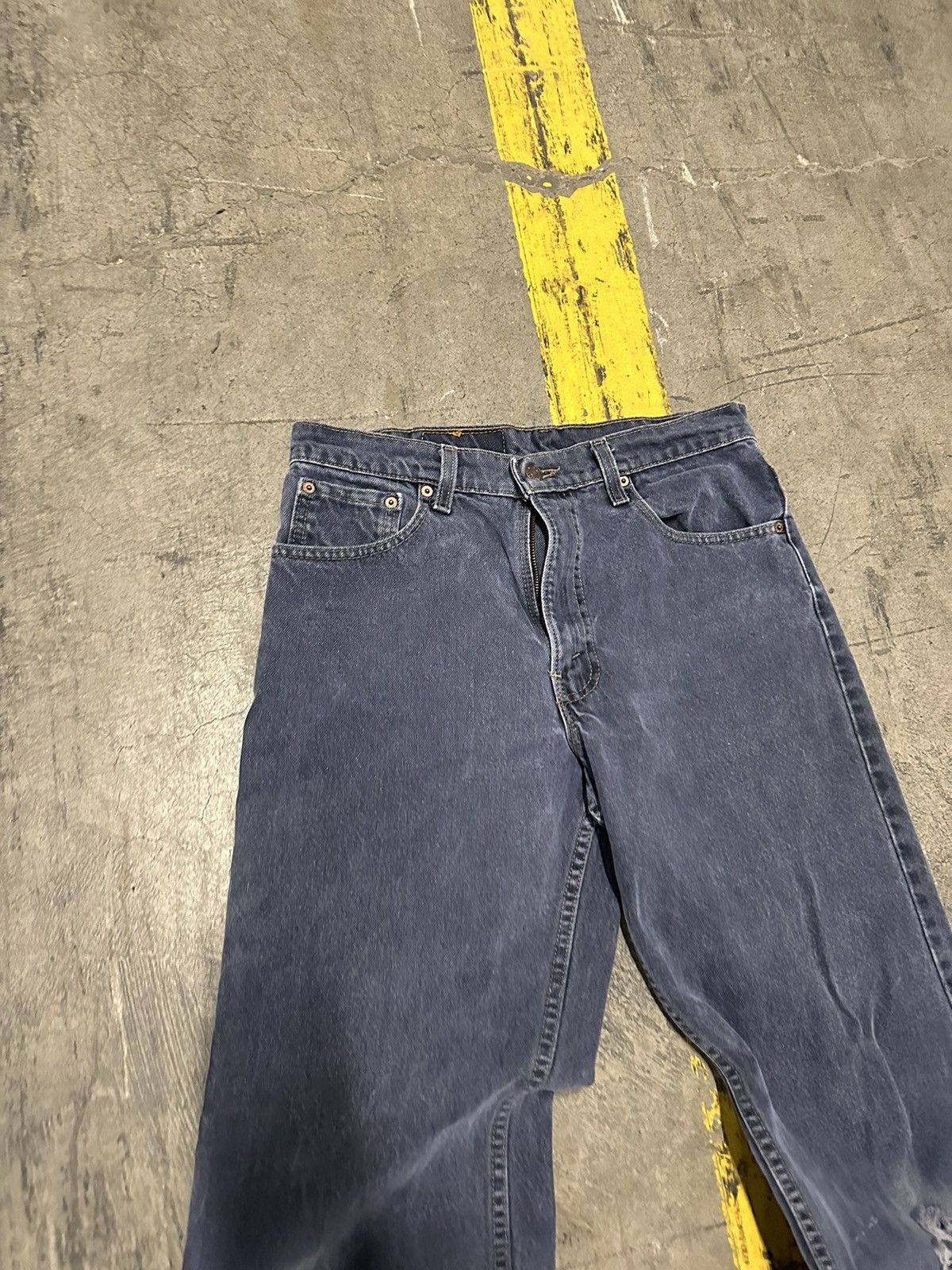 Levi's × Vintage Vintage Levi’s blue dyed 550 jeans Size US 33 - 4 Thumbnail