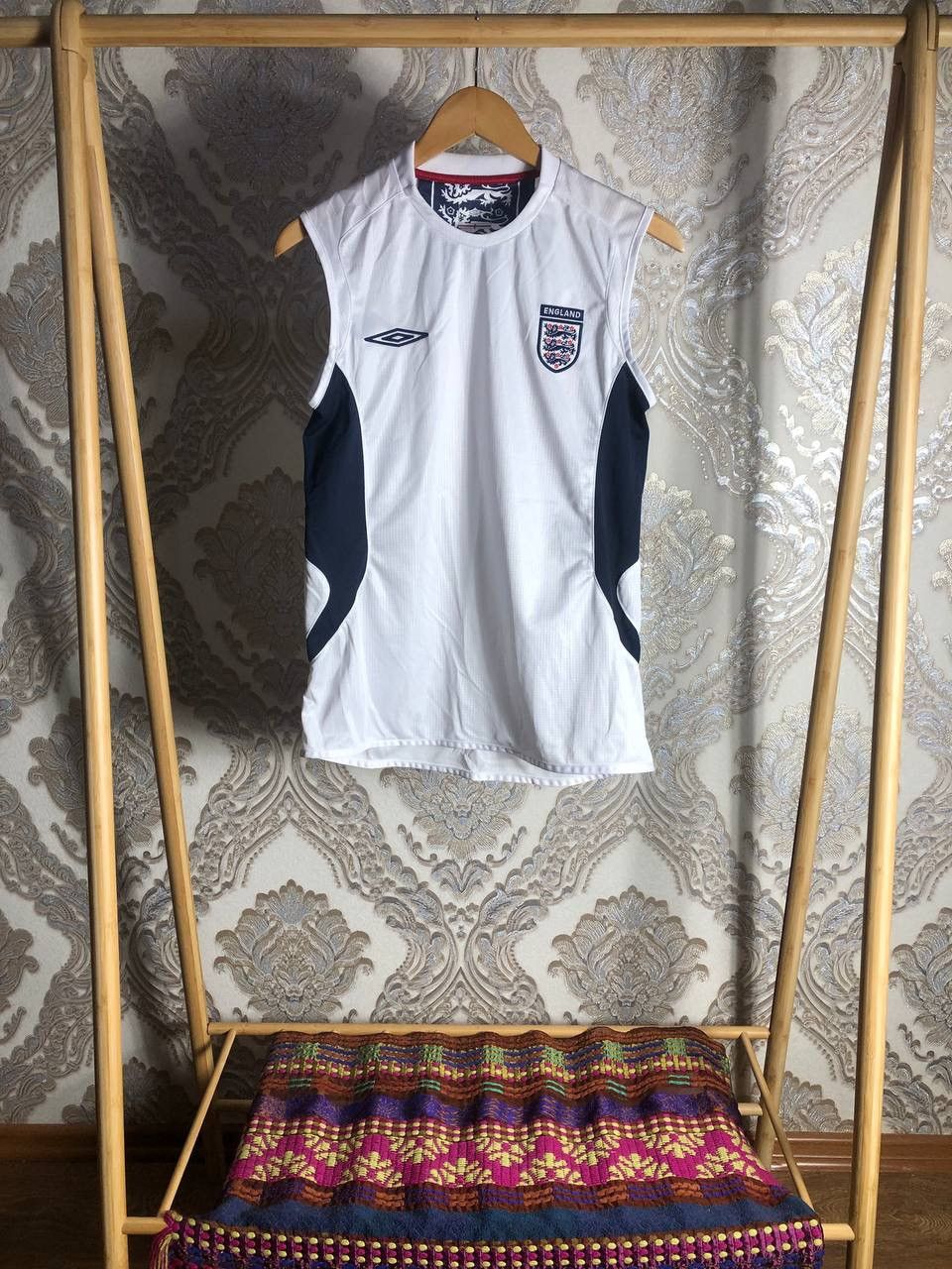 Umbro VINTAGE UMBRO ENGLAND RETRO SOCCER JERSEY MANCHESTER Y2K 90s Size US M / EU 48-50 / 2 - 1 Thumbnail