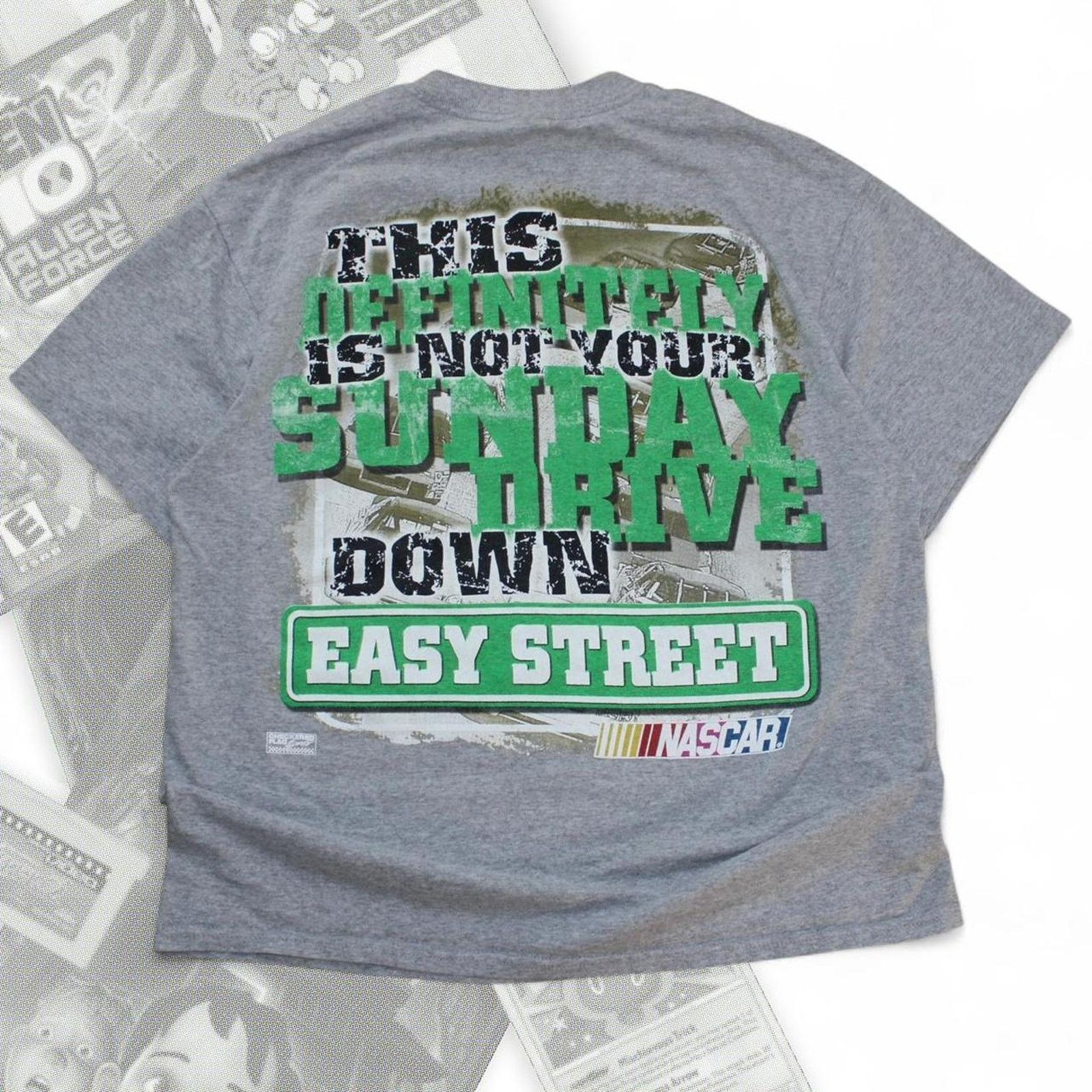 NASCAR Vintage Y2K Gray Nascar Racing Graphic Tee Size US L / EU 52-54 / 3 - 1 Thumbnail