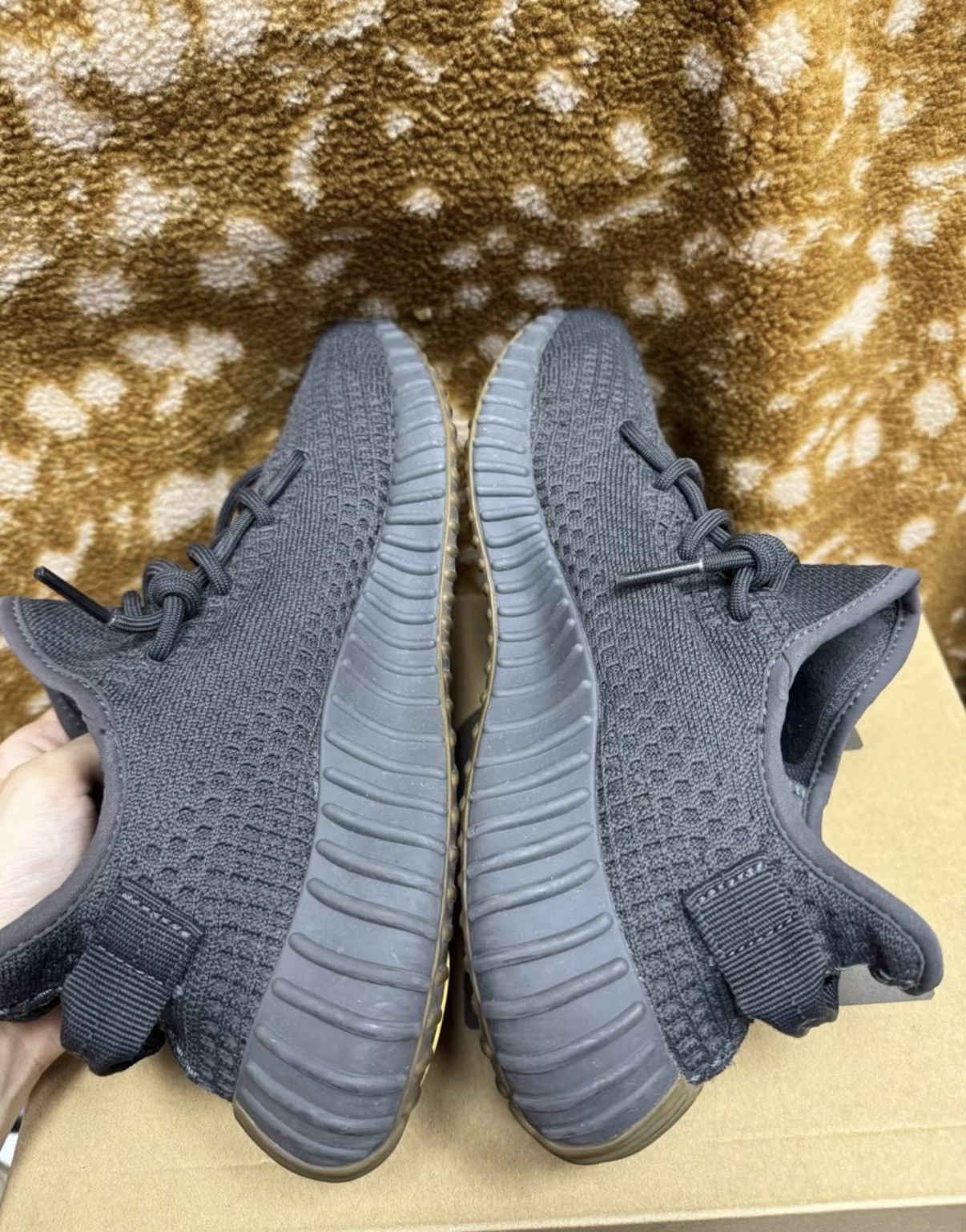 Adidas Adidas Yeezy 350 Cinder FY2903 K37 Size US 9 / EU 42 - 1 Thumbnail