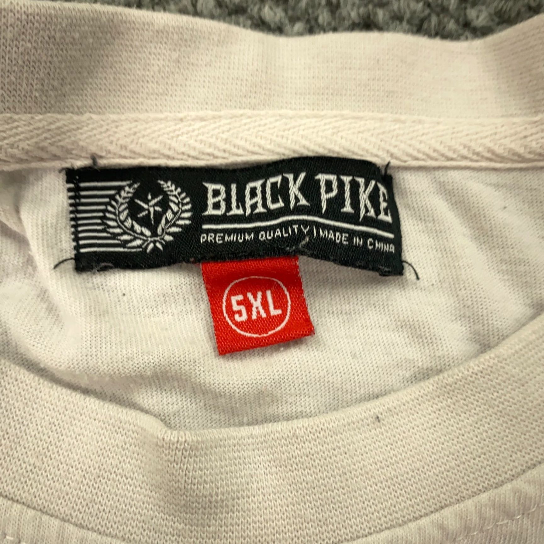 Vintage Black Pike Tee Mens 5XL White Hip Hop Patchwork Bear Streetwear Urban Shirt Size US XXL / EU 58 / 5 - 6 Thumbnail